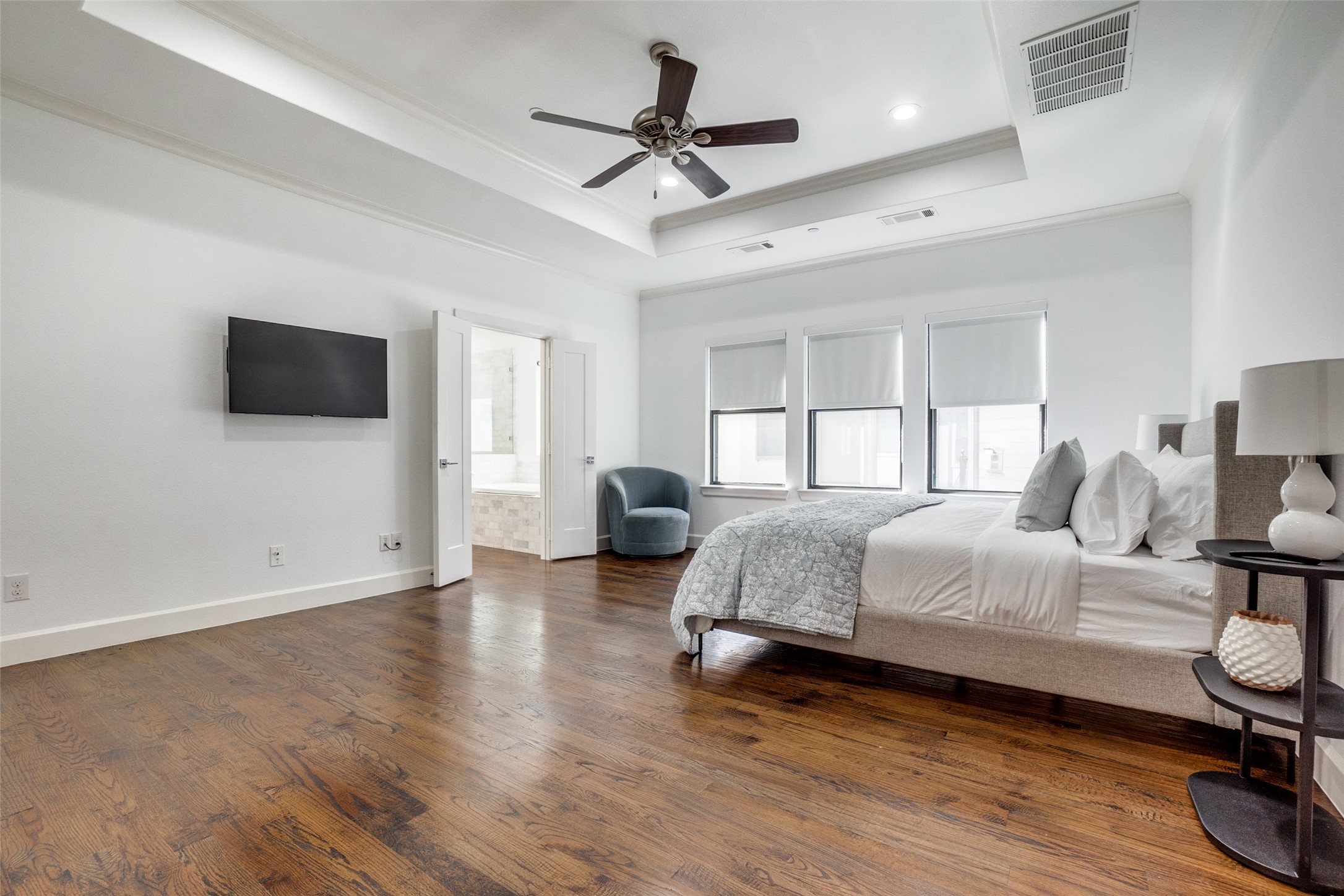 3441 Granada Avenue