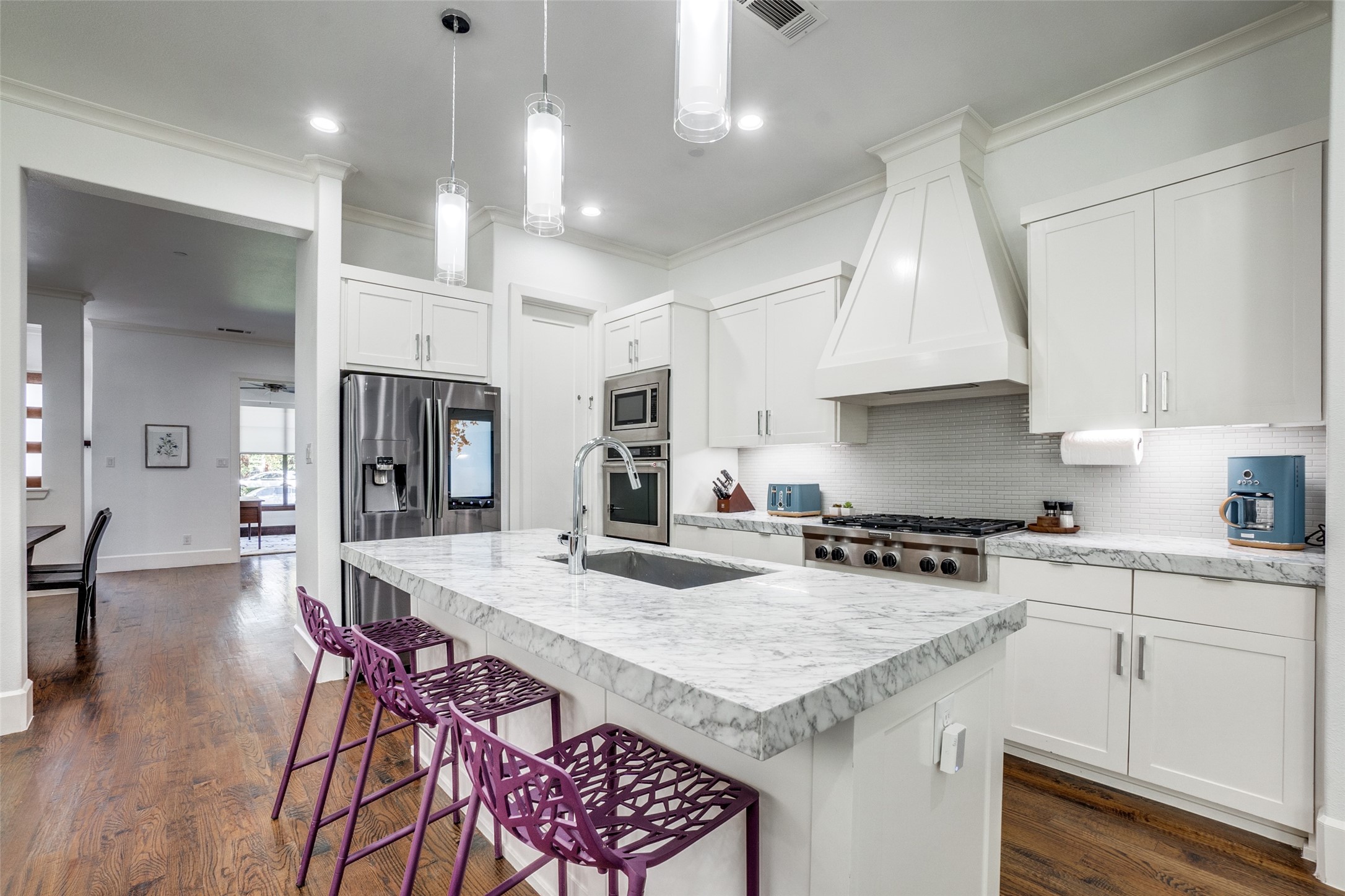 3441 Granada Avenue