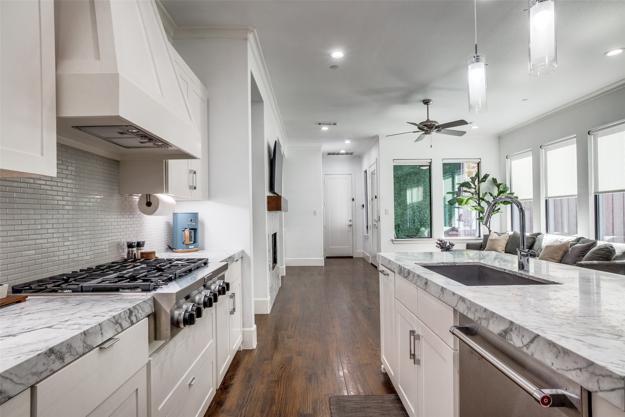 3441 Granada Avenue