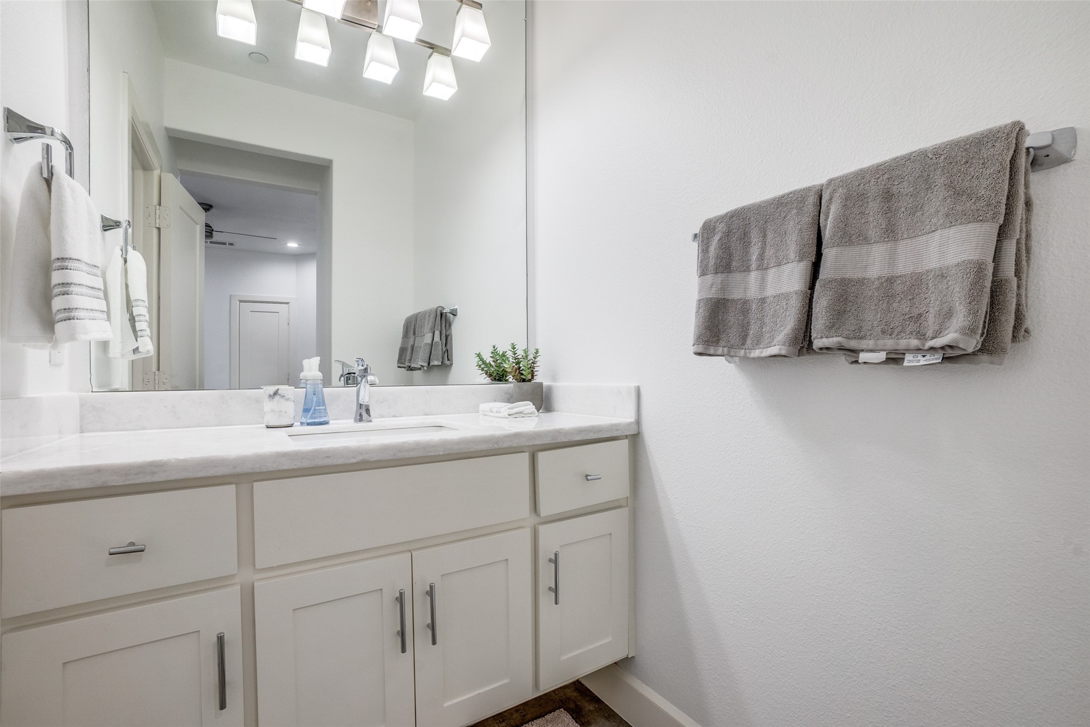 3441 Granada Avenue