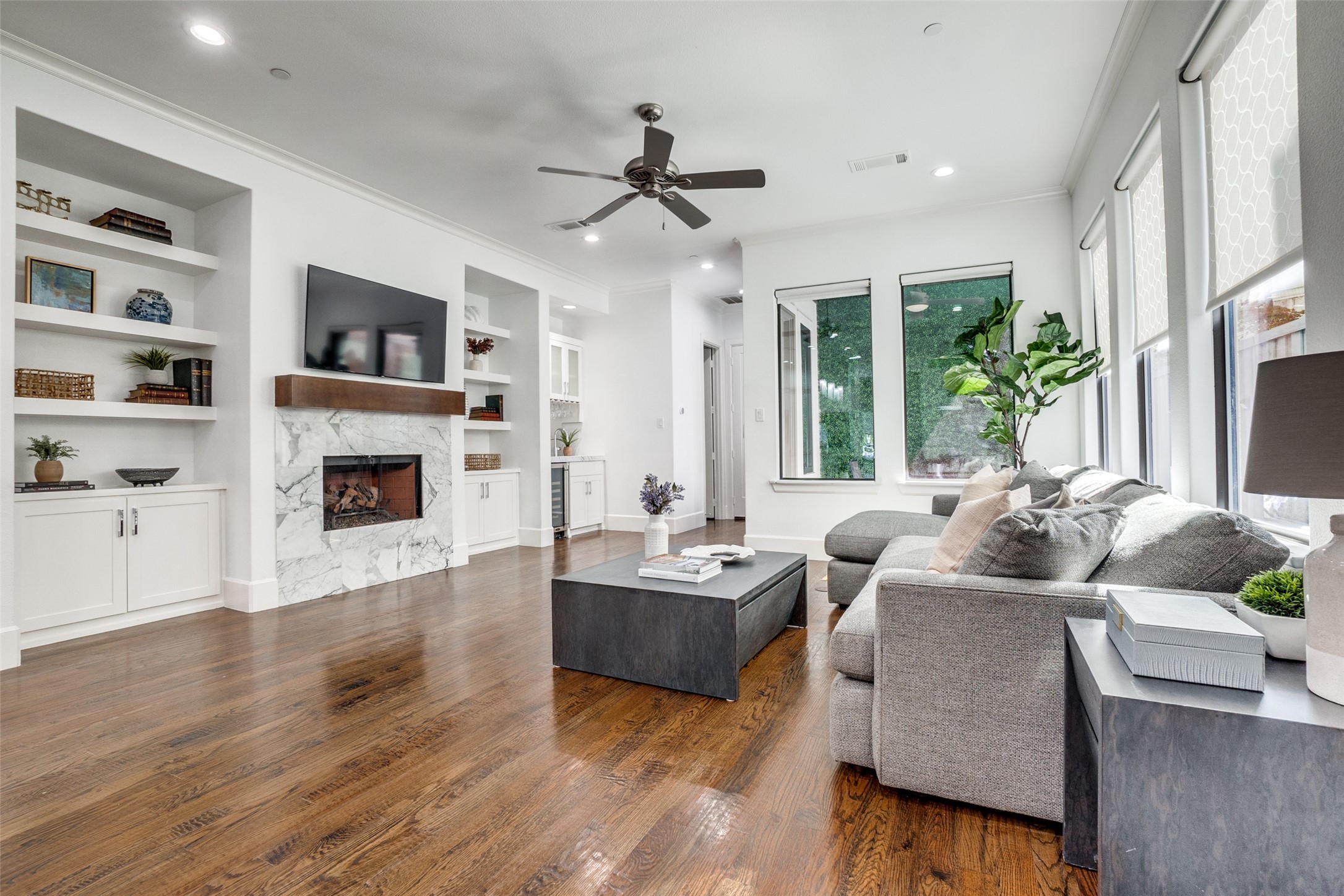 3441 Granada Avenue