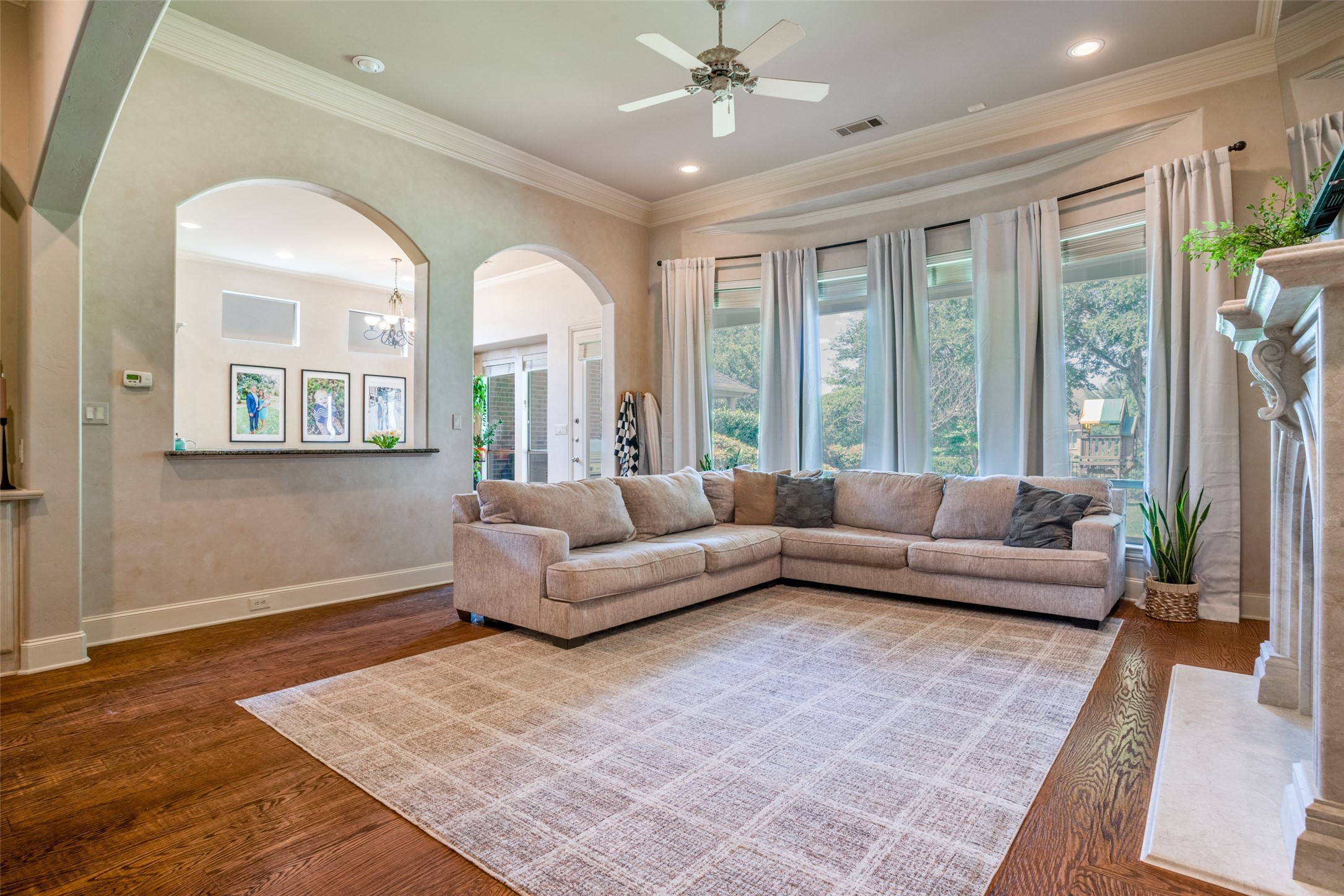 5902 Arrowhead Drive