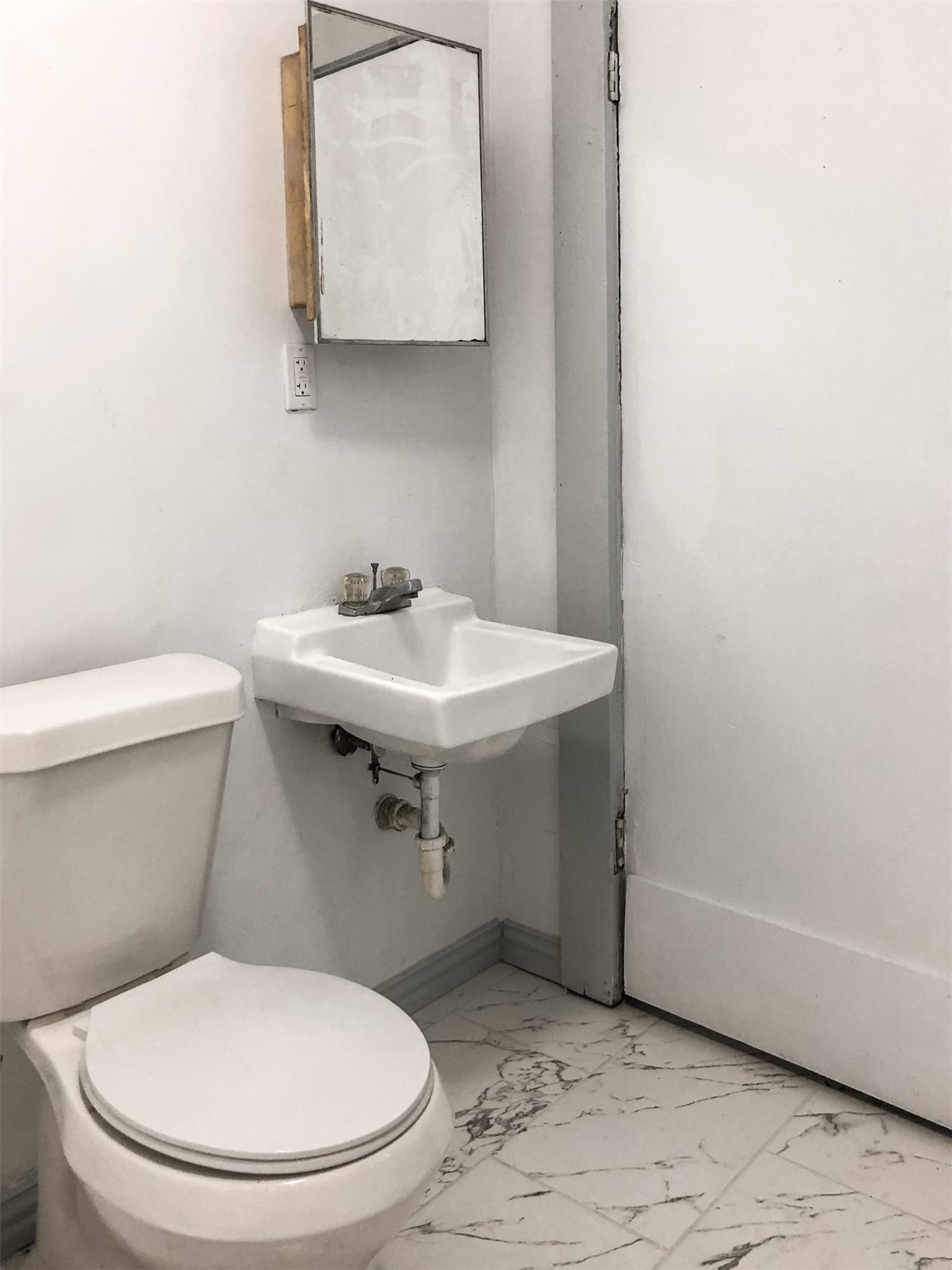 3715 Travis Avenue A