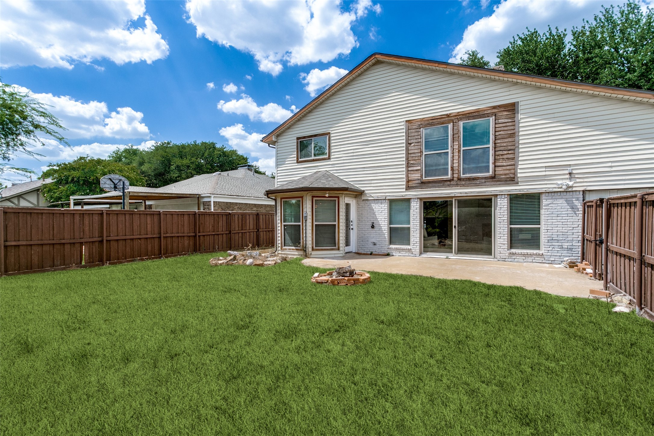 3216 Hidden Cove Drive