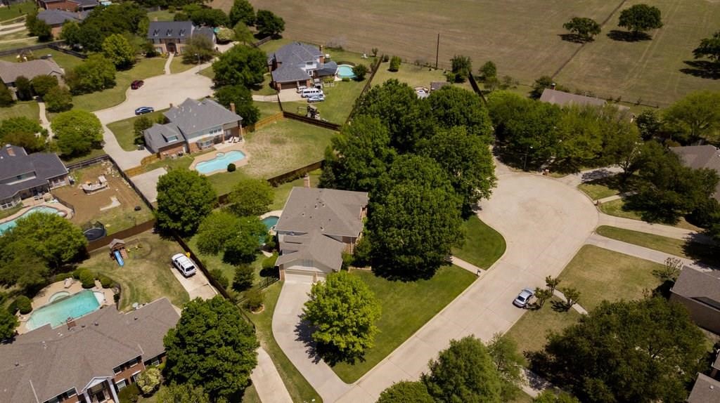 303 Chestnut Cove Circle