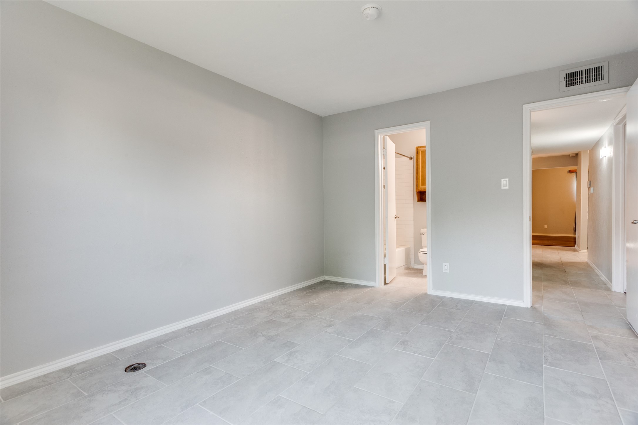 2510 E Timberview Lane