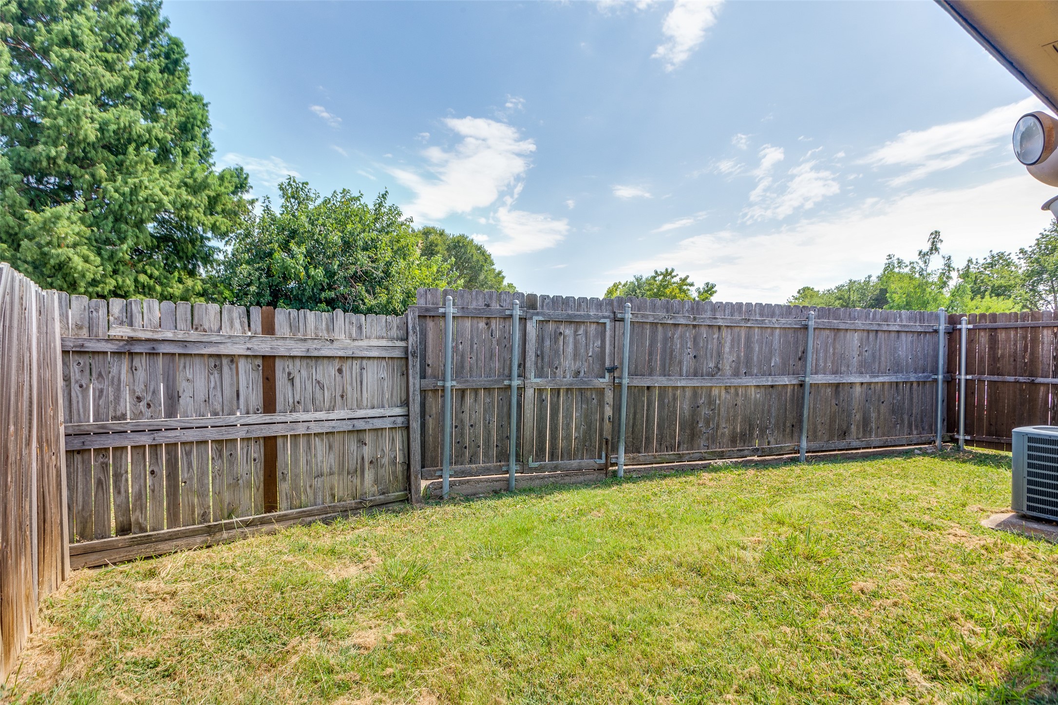 2510 E Timberview Lane