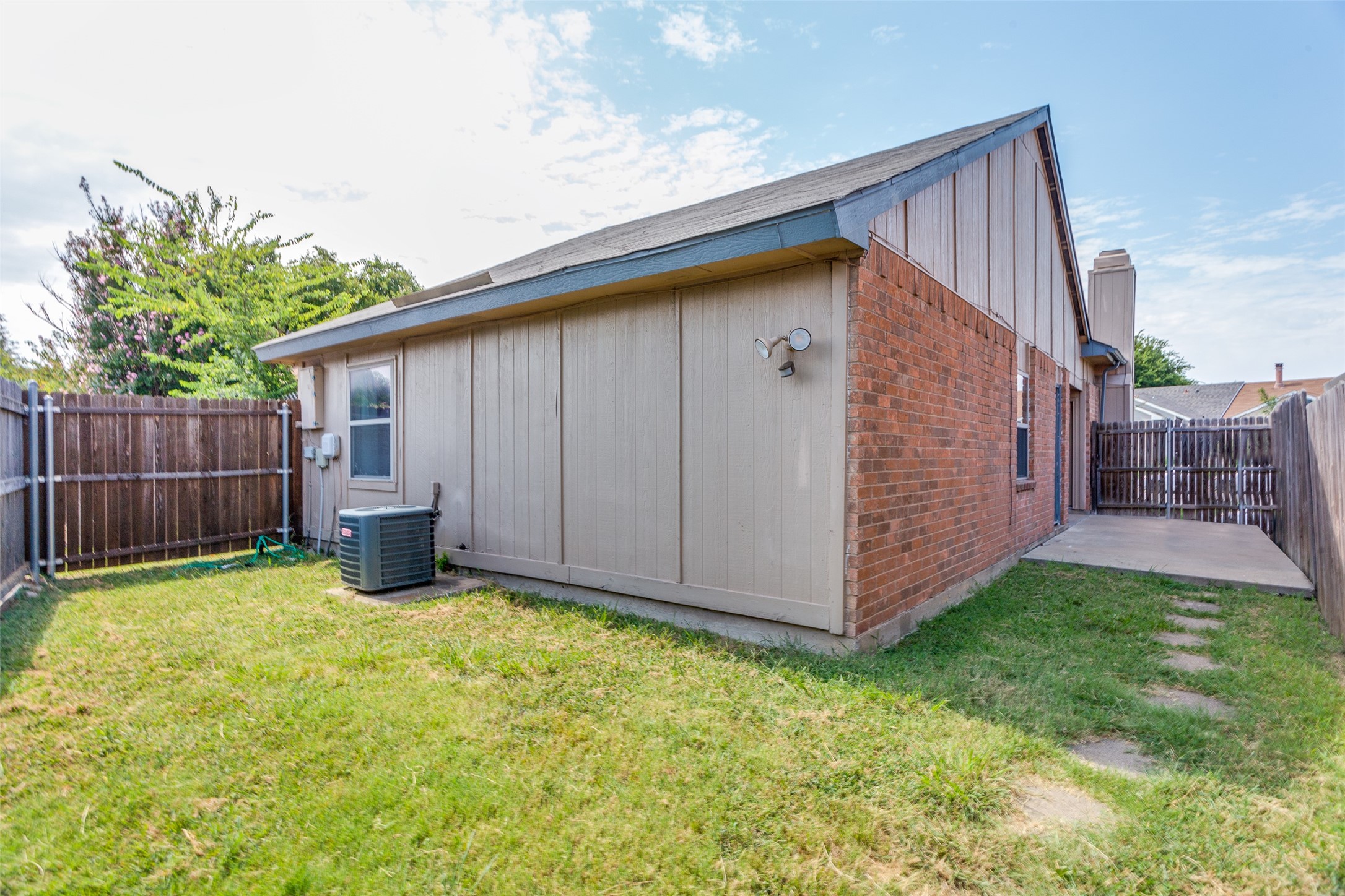 2510 E Timberview Lane