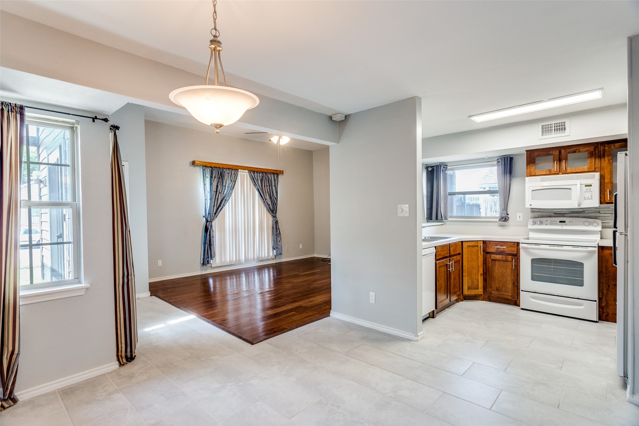 2510 E Timberview Lane