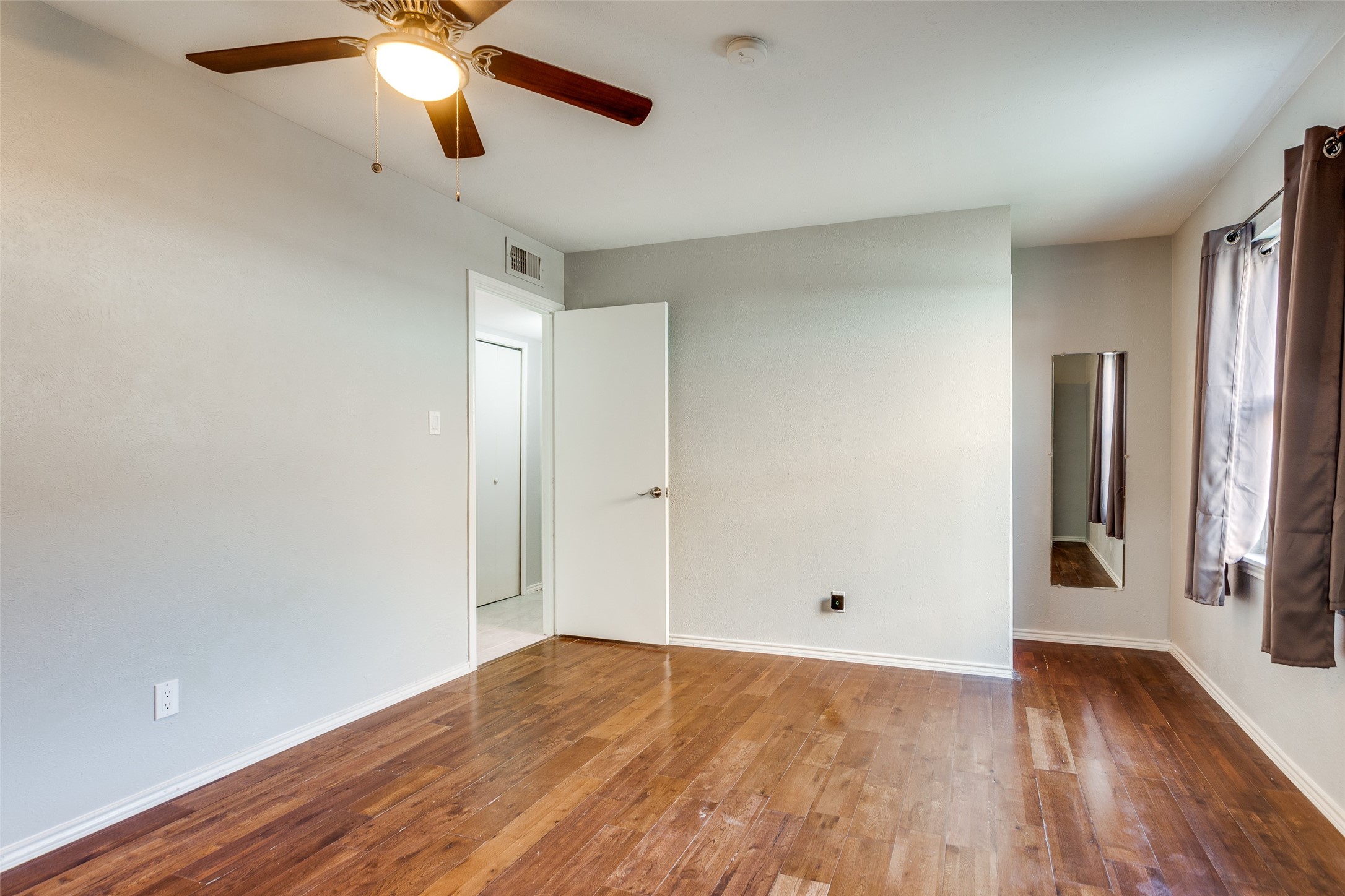 2510 E Timberview Lane