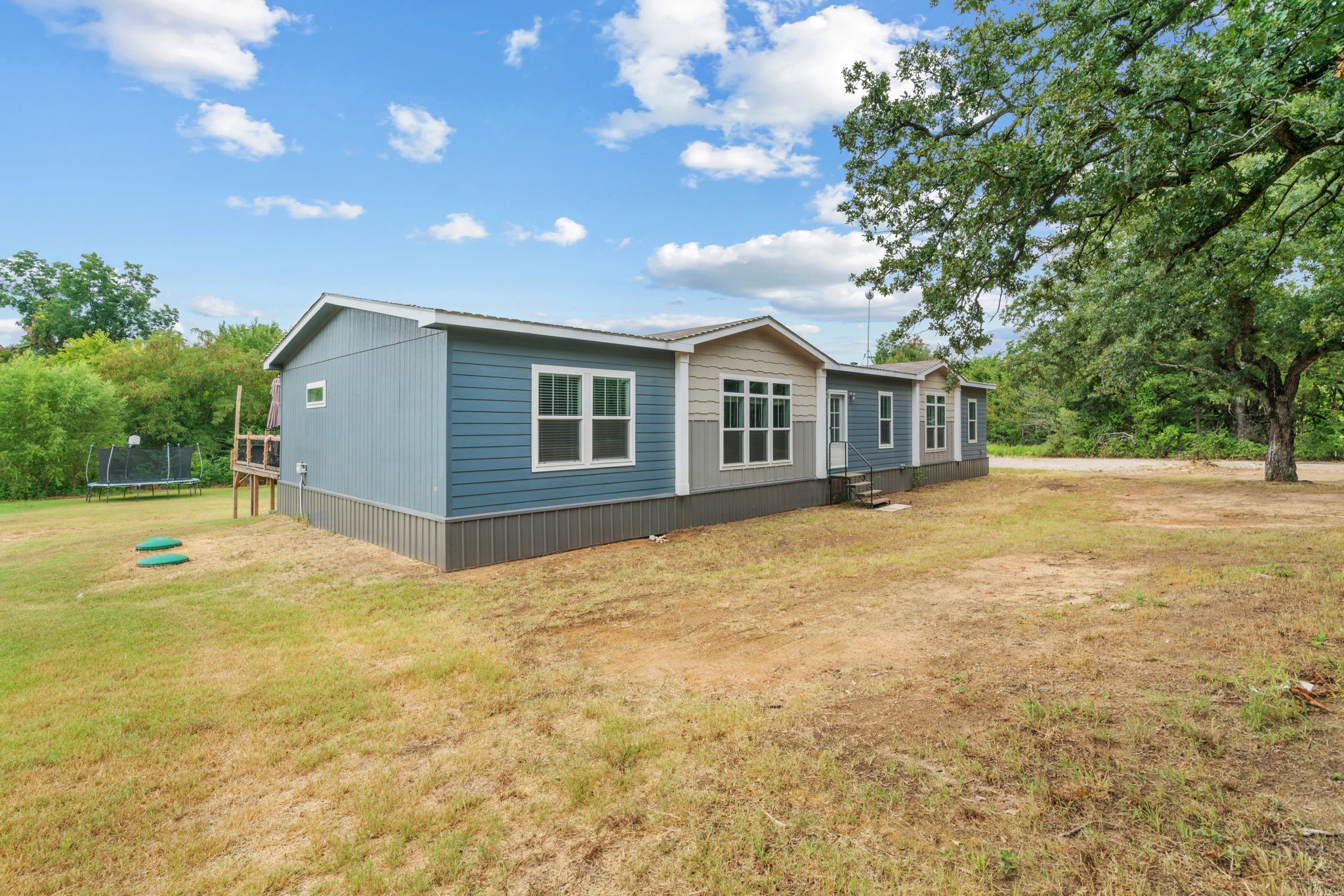 1337 County Road 211