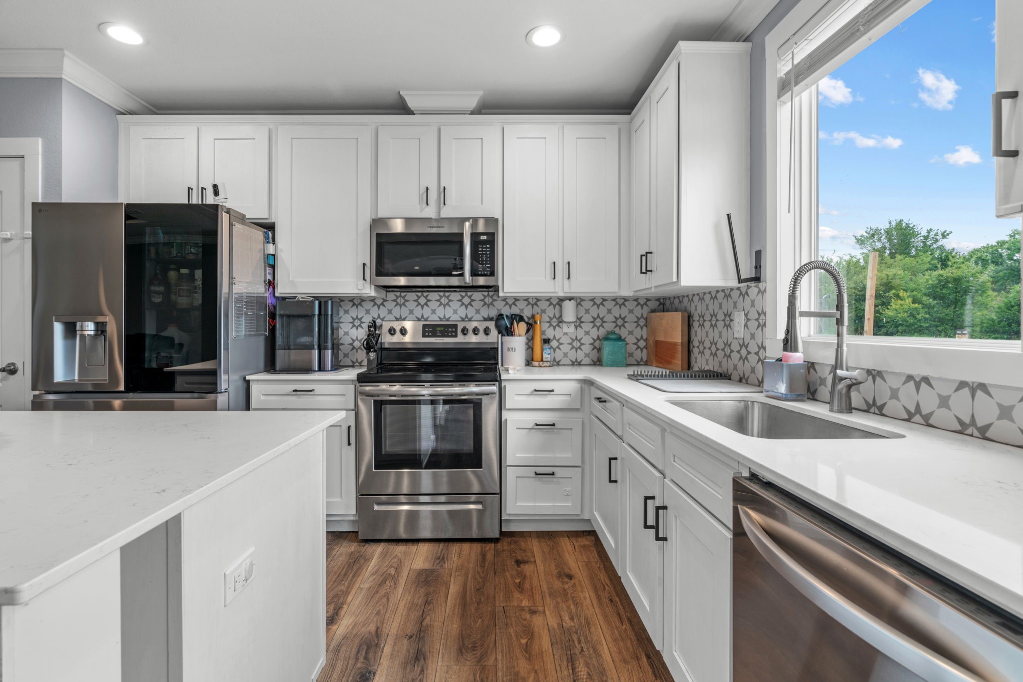 1337 County Road 211