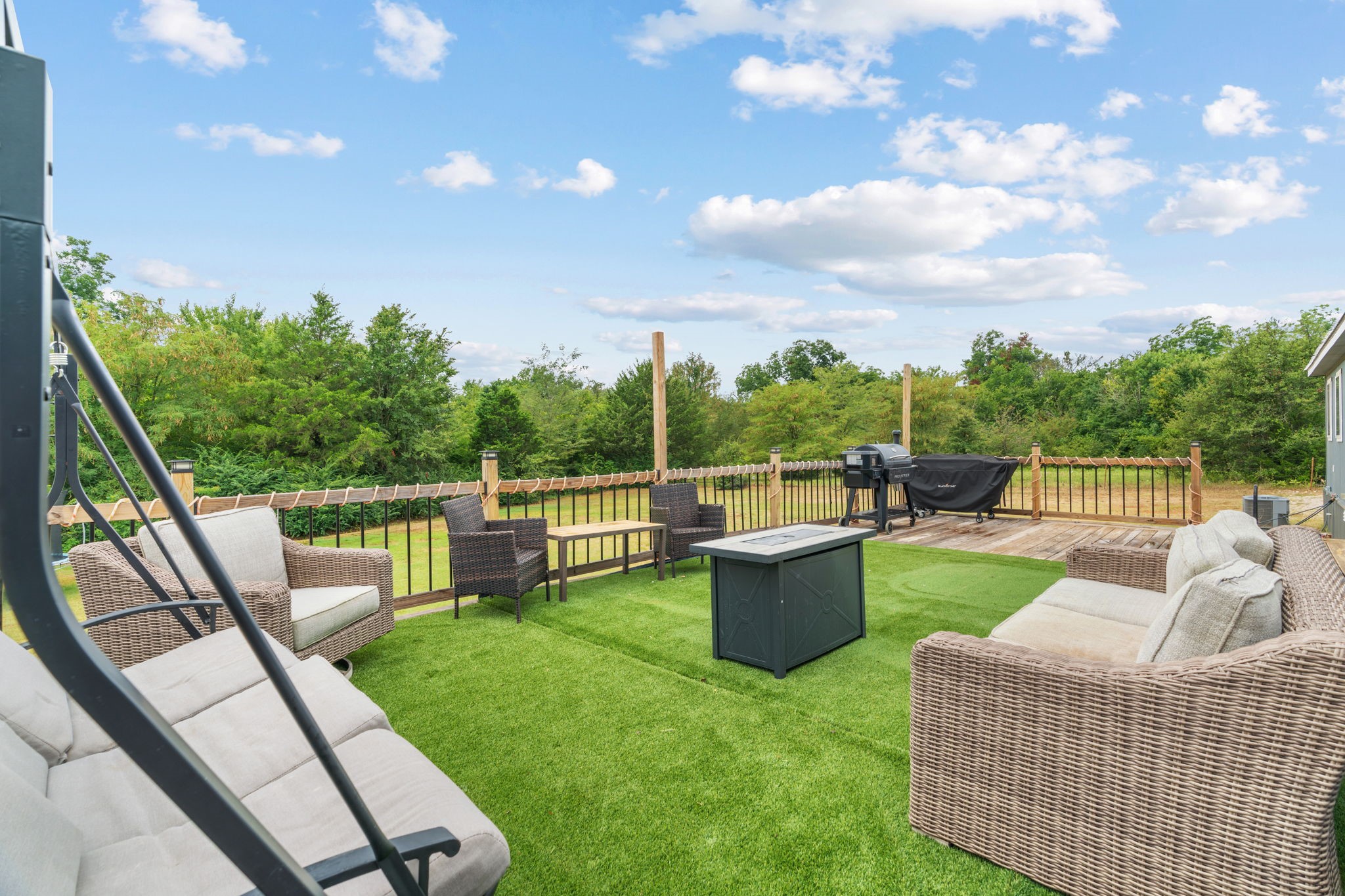 1337 County Road 211