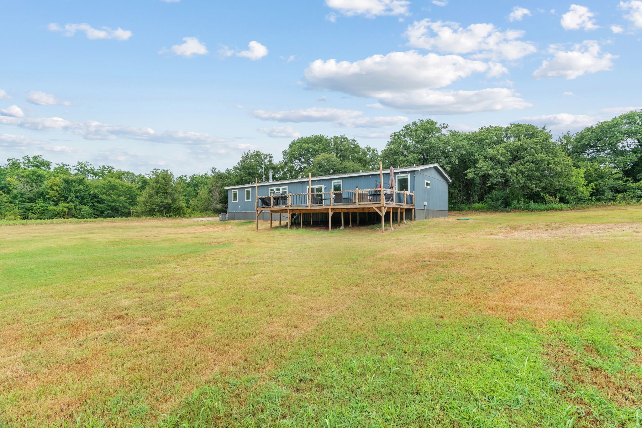 1337 County Road 211