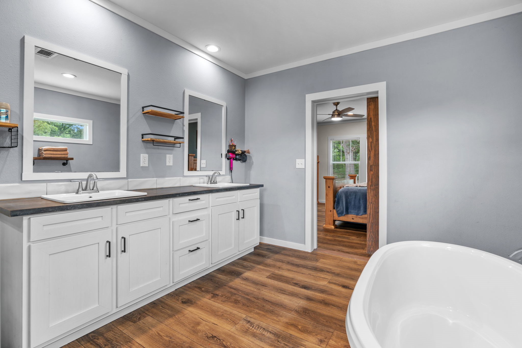 1337 County Road 211