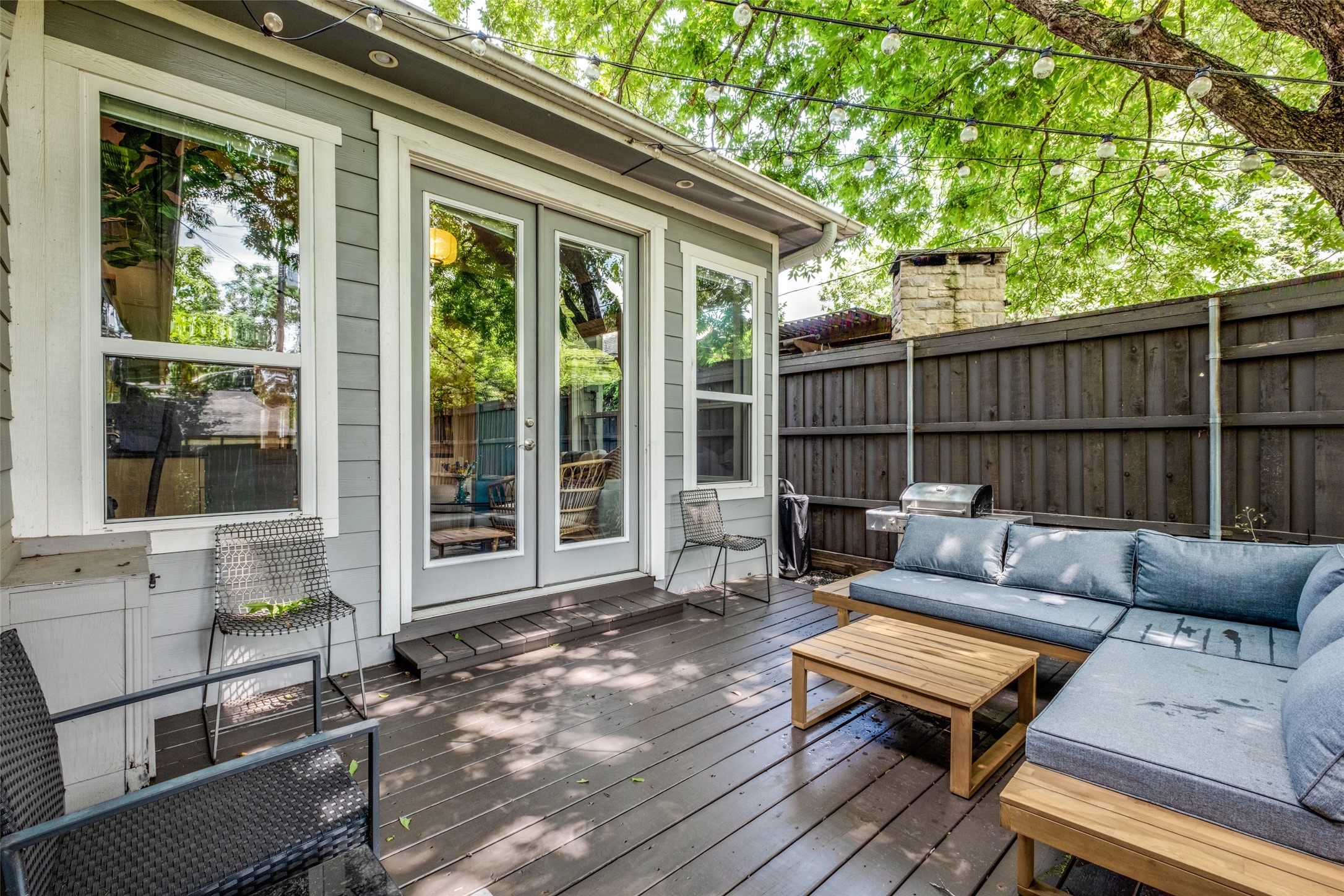 6122 Richmond Avenue