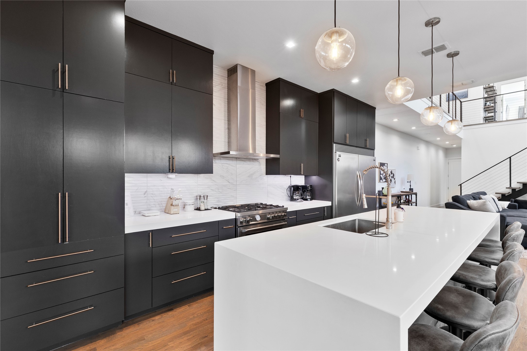 4639 Coles Manor Place