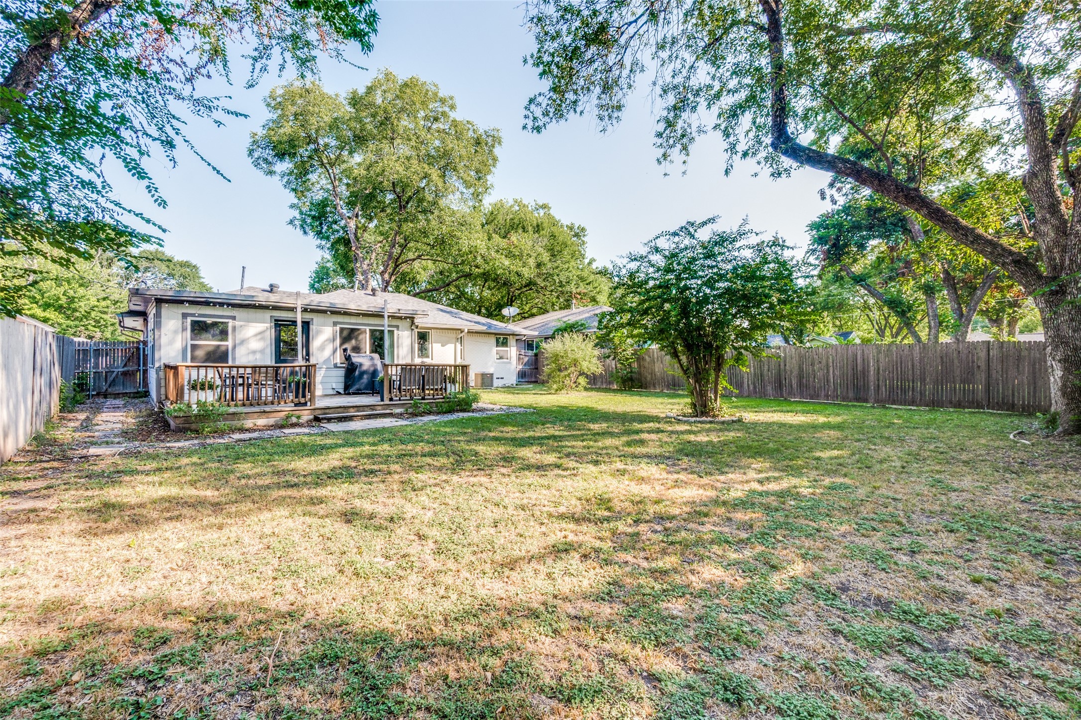 10226 Eastwood Drive