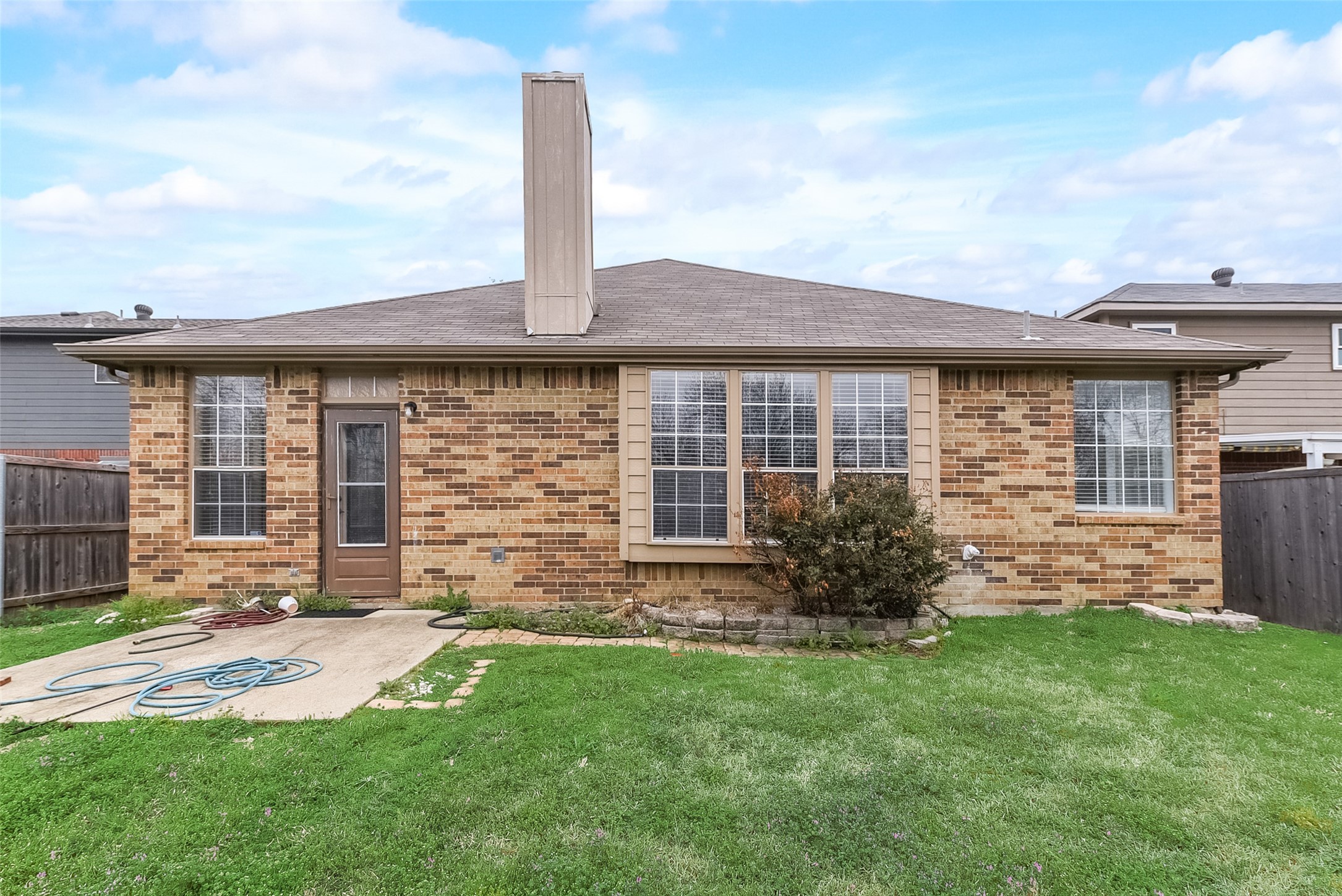 3317 Fox Hollow Court