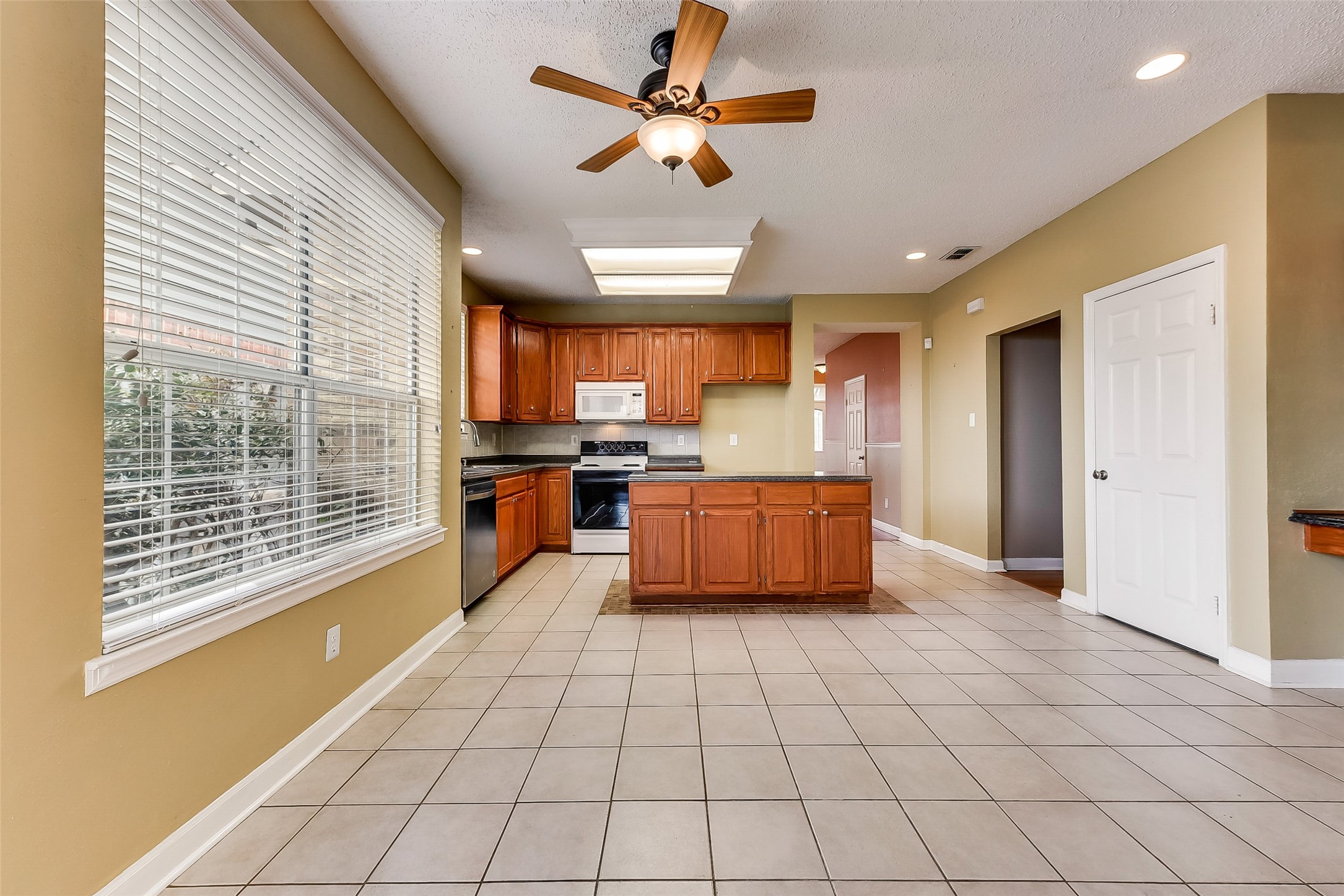 3317 Fox Hollow Court