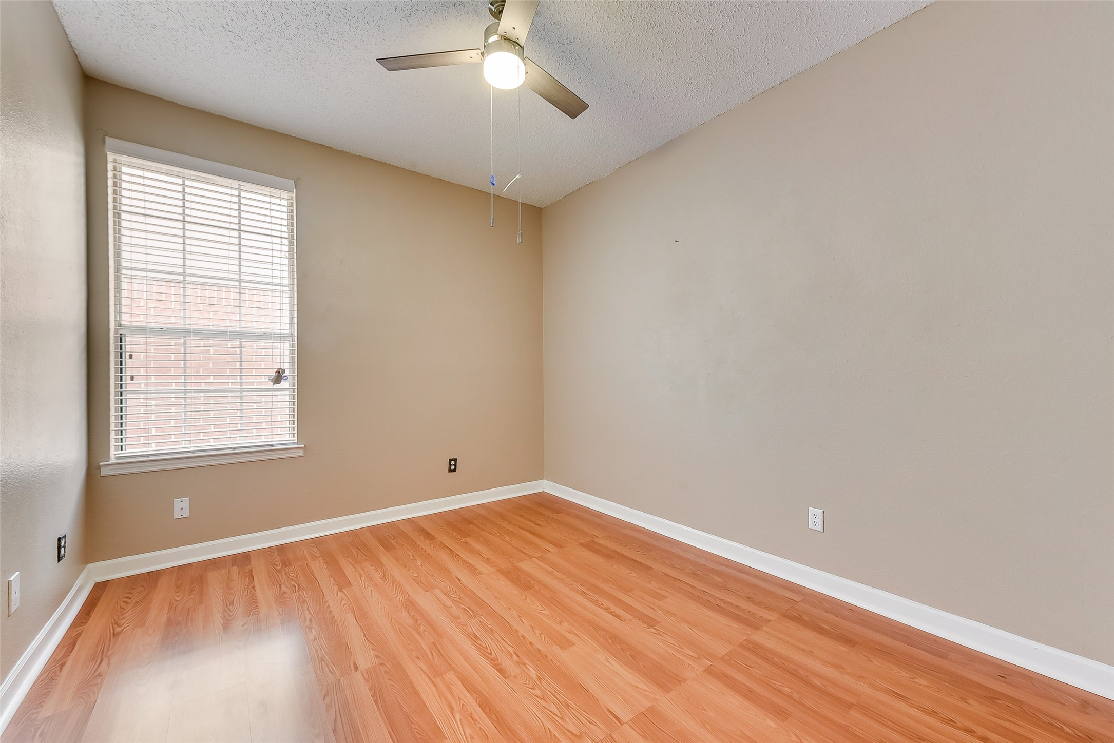 3317 Fox Hollow Court