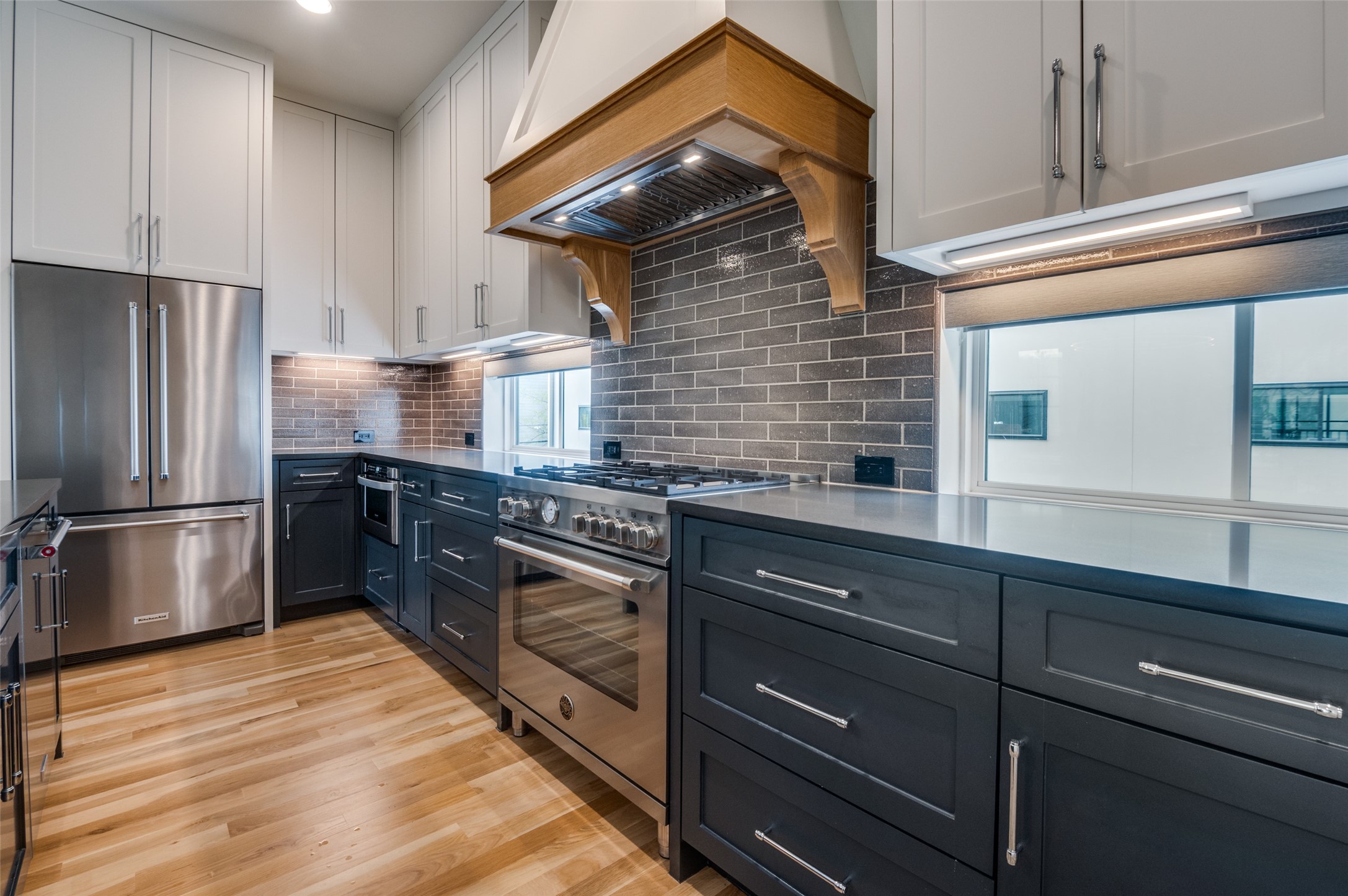 4222 Hawthorne Avenue 103