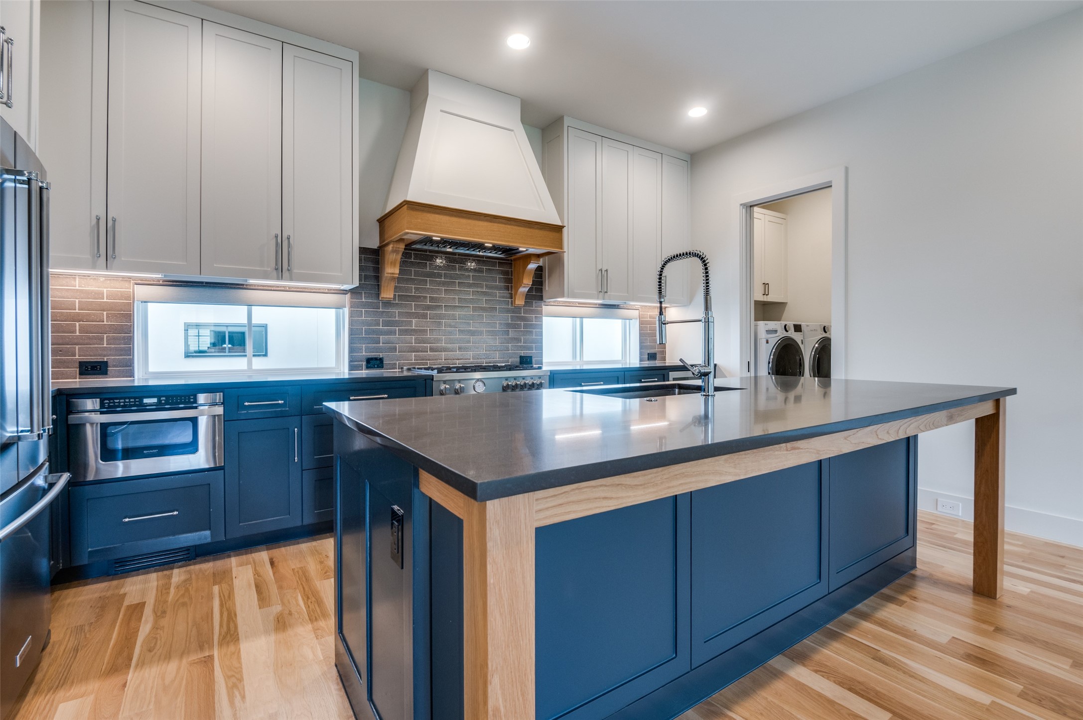 4222 Hawthorne Avenue 103