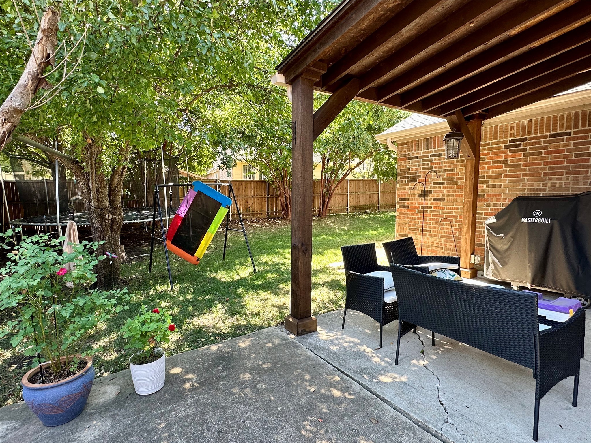 5009 Lake Crest Drive