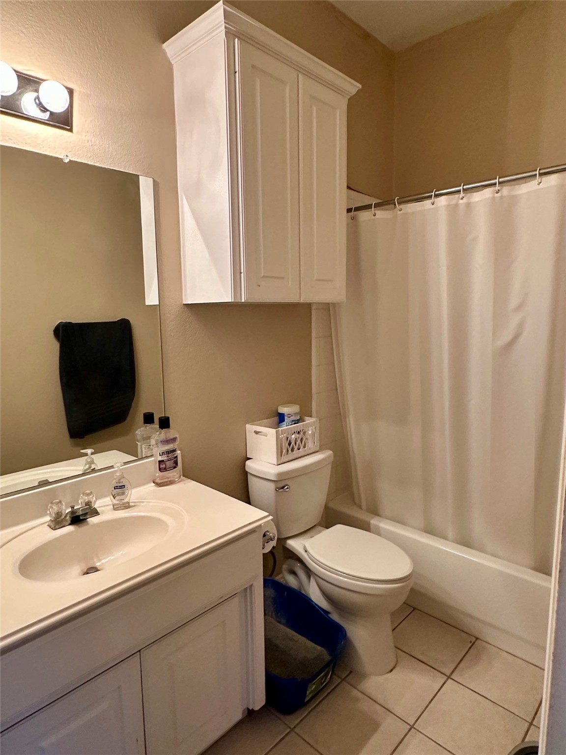 5009 Lake Crest Drive