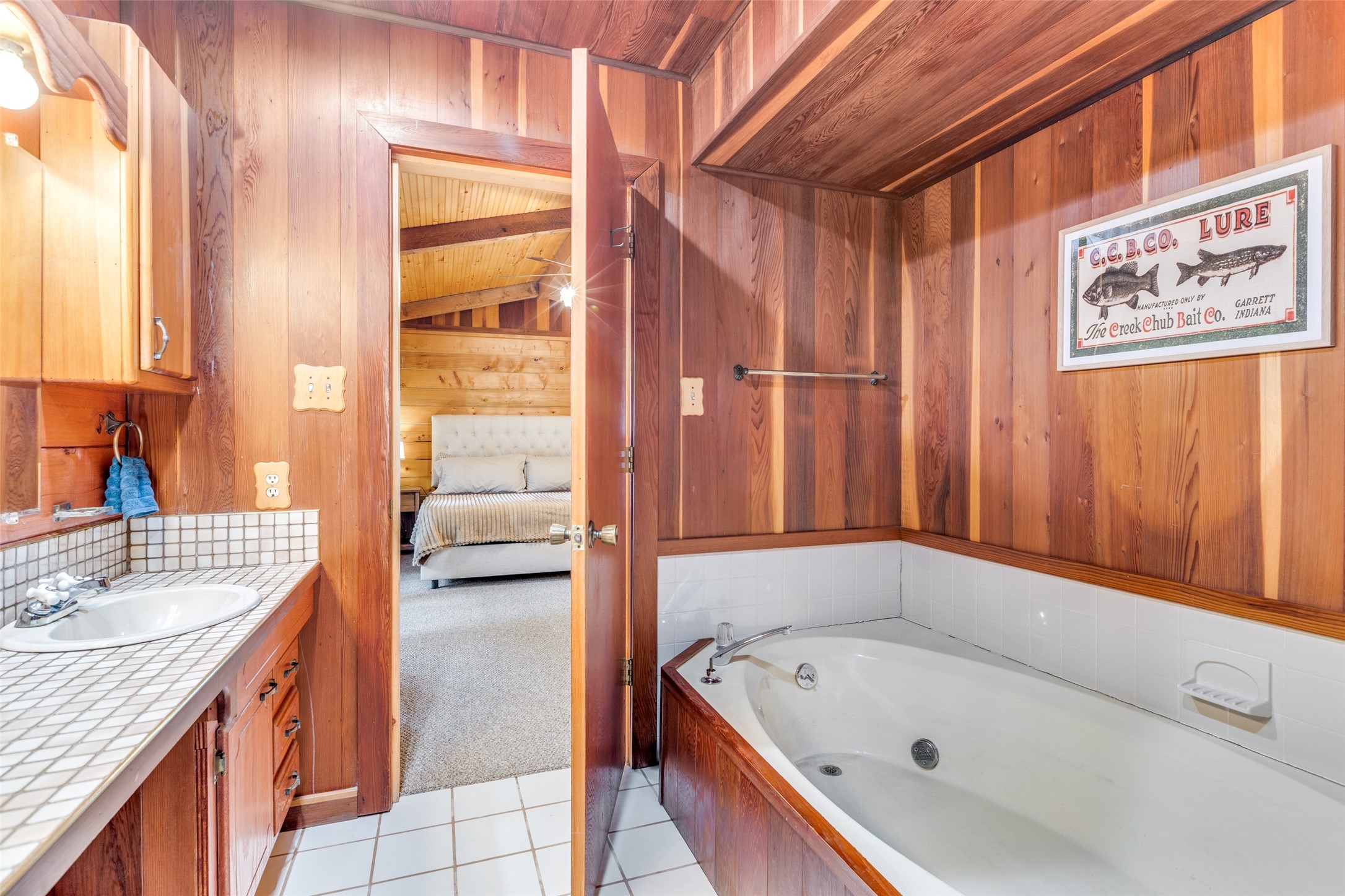 779 County Road 1971