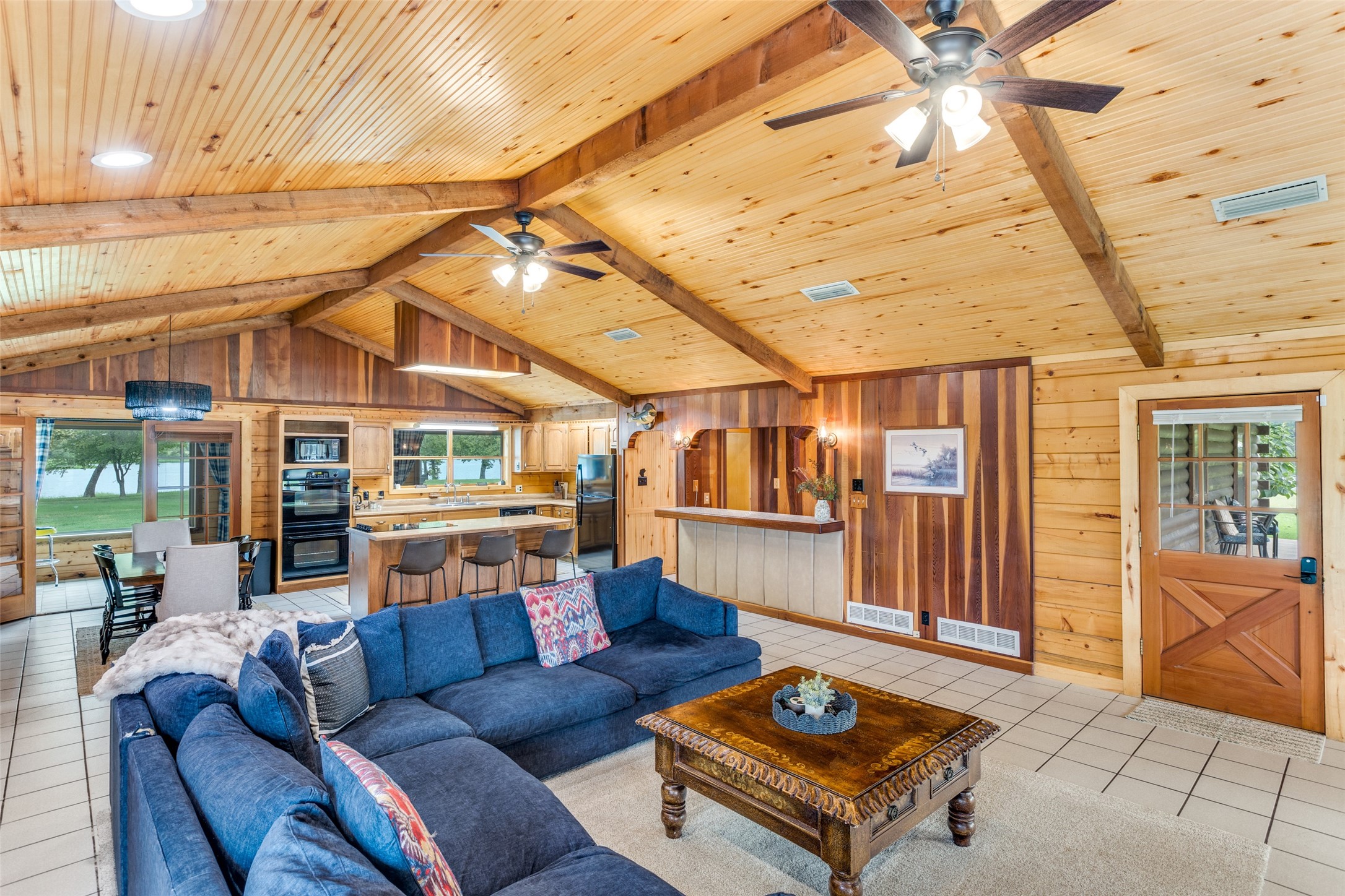 779 County Road 1971