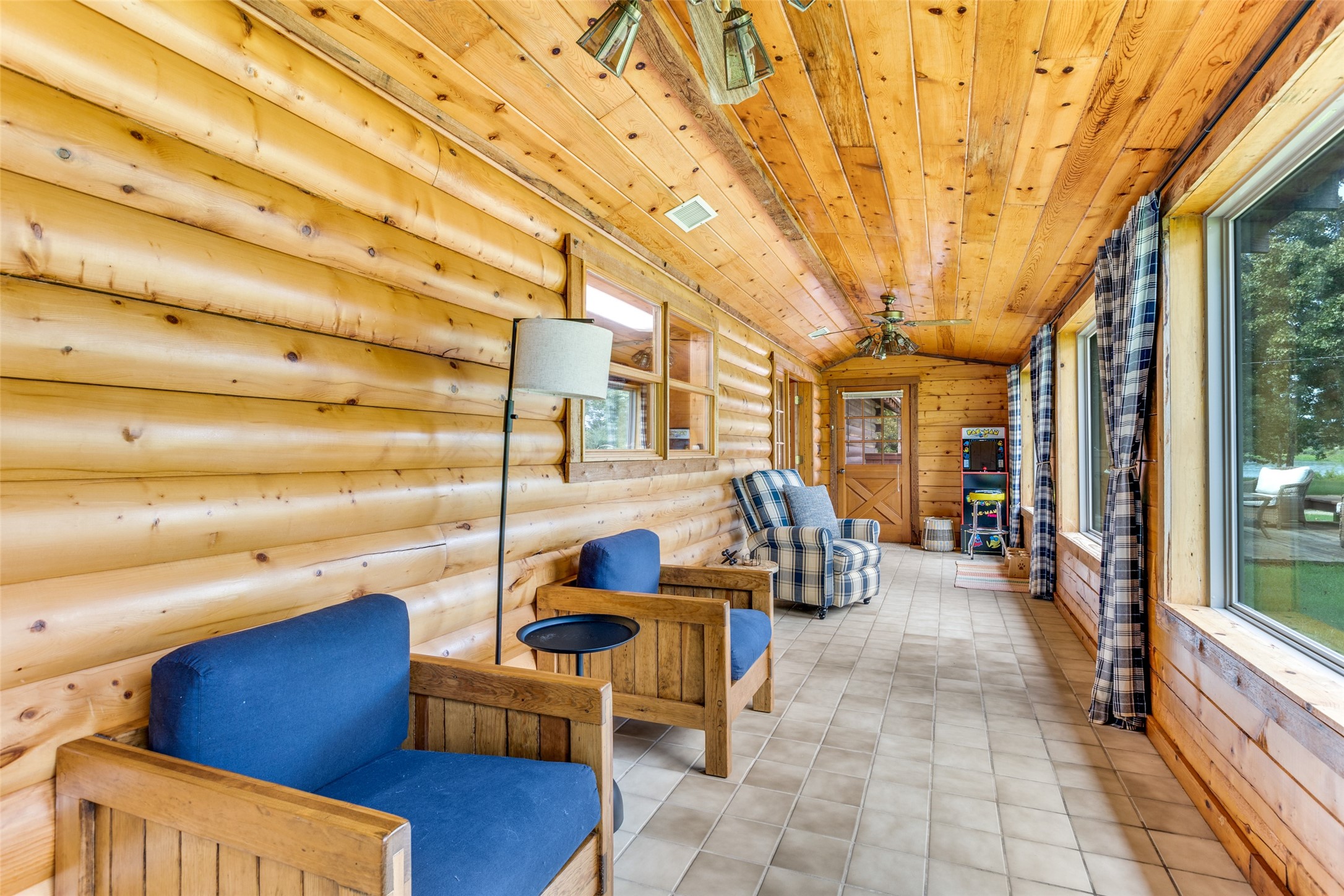 779 County Road 1971