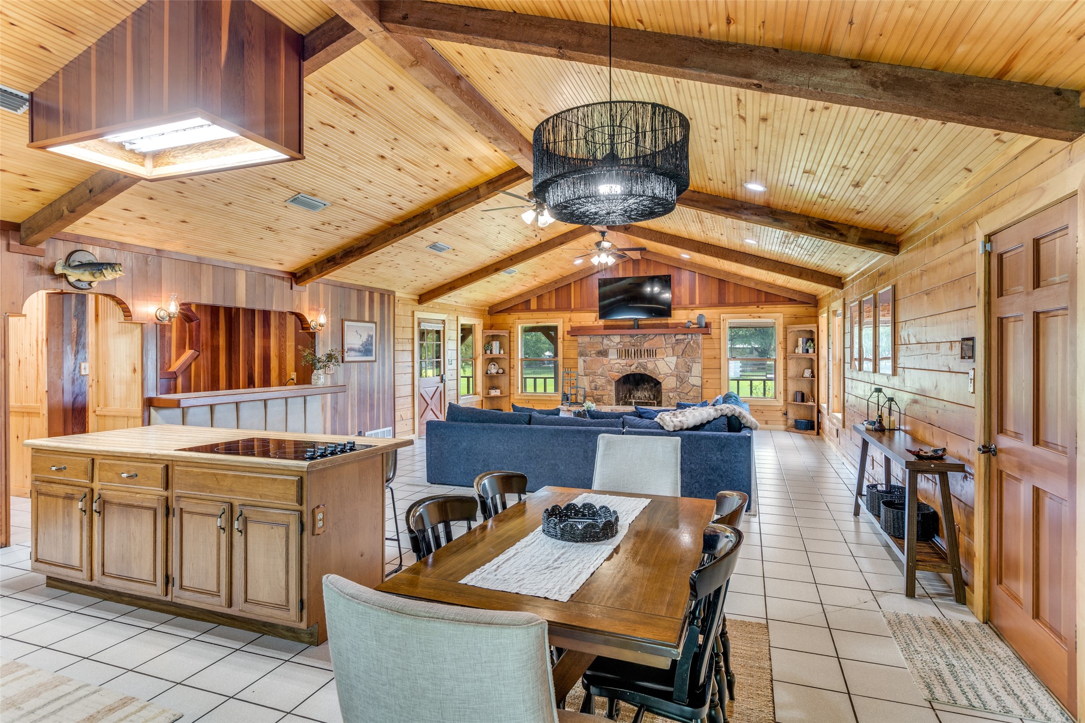 779 County Road 1971