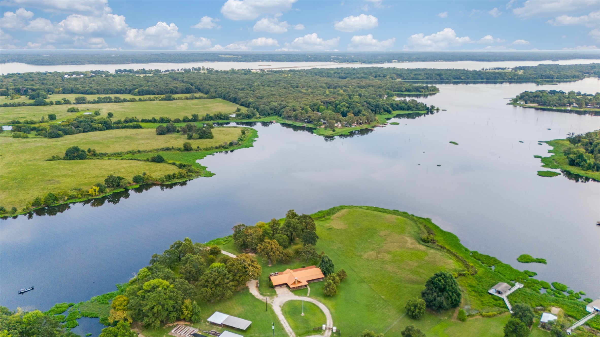 779 County Road 1971