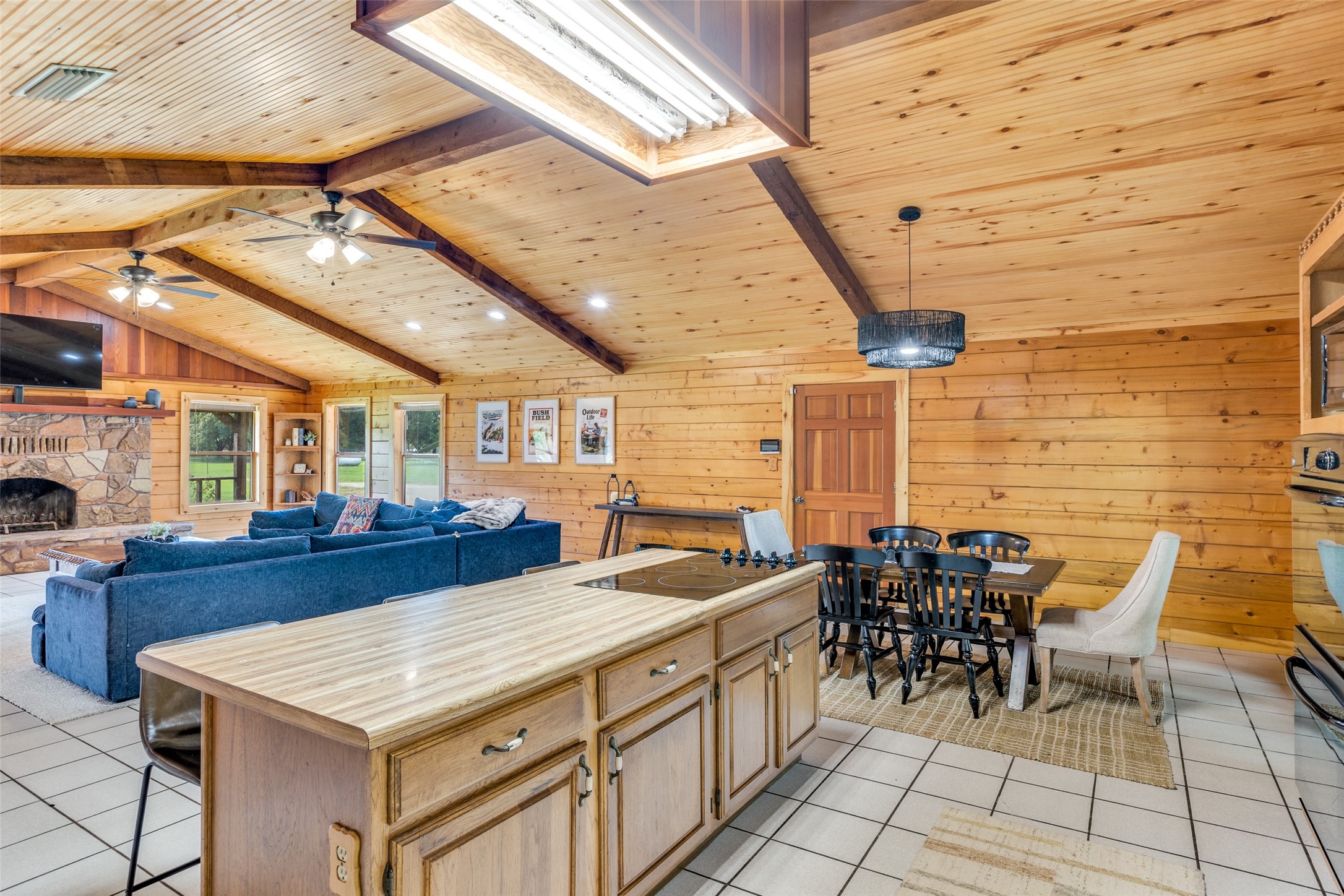 779 County Road 1971