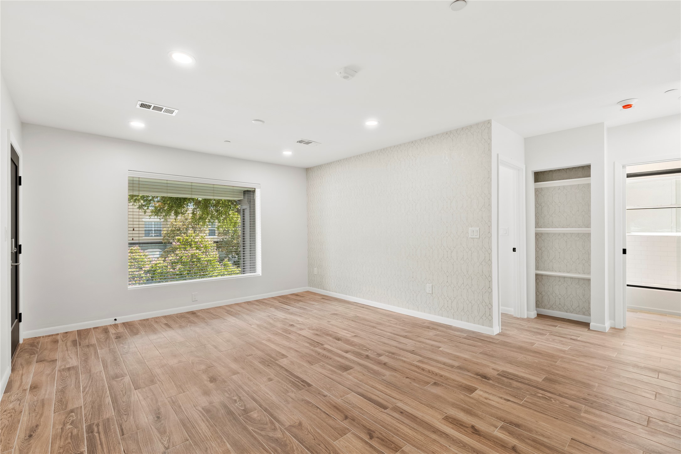 4518 Roland Avenue C