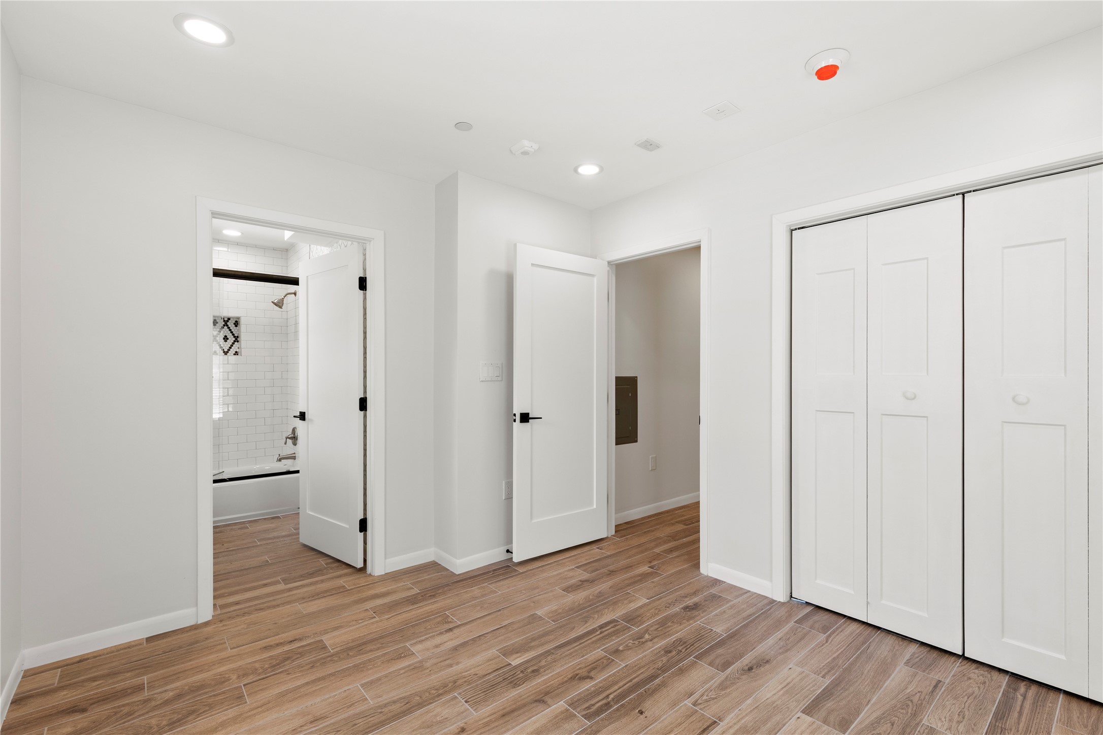 4518 Roland Avenue C