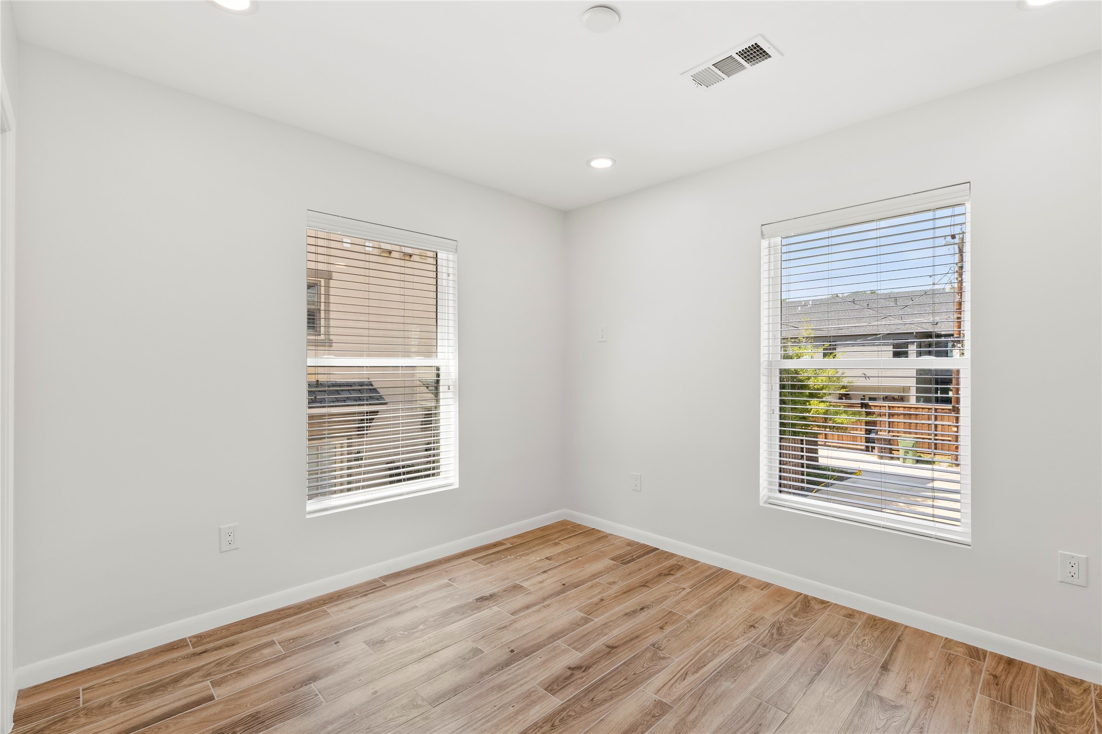 4518 Roland Avenue C