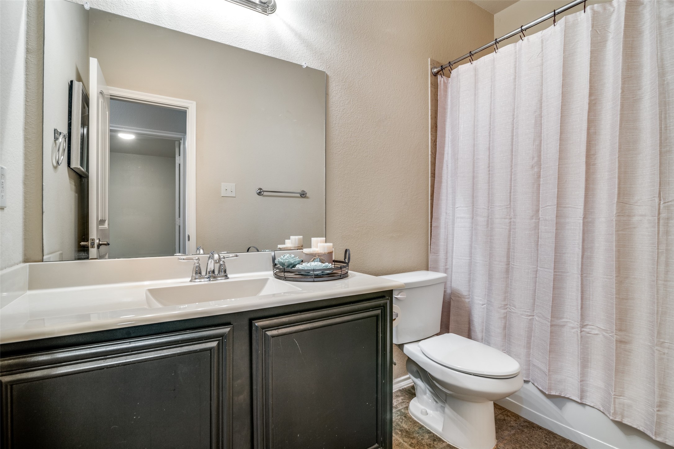 1220 Alder Tree Lane