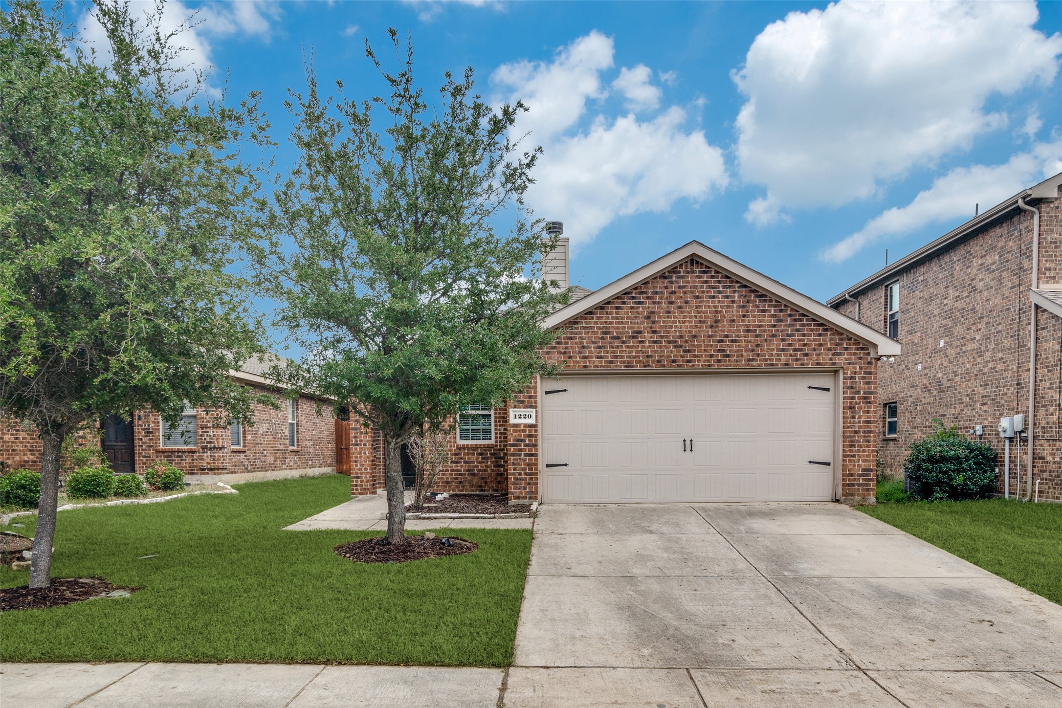 1220 Alder Tree Lane