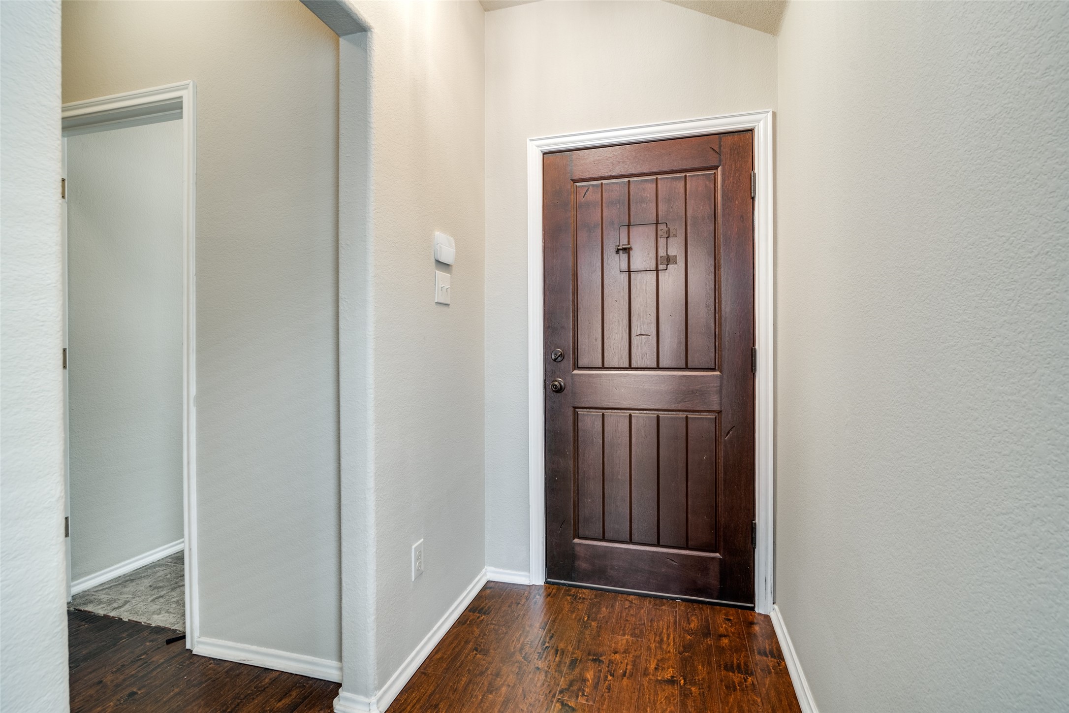 1220 Alder Tree Lane