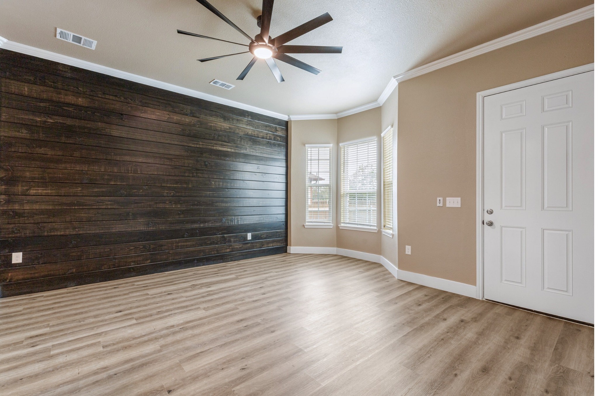 413 Henderson Street