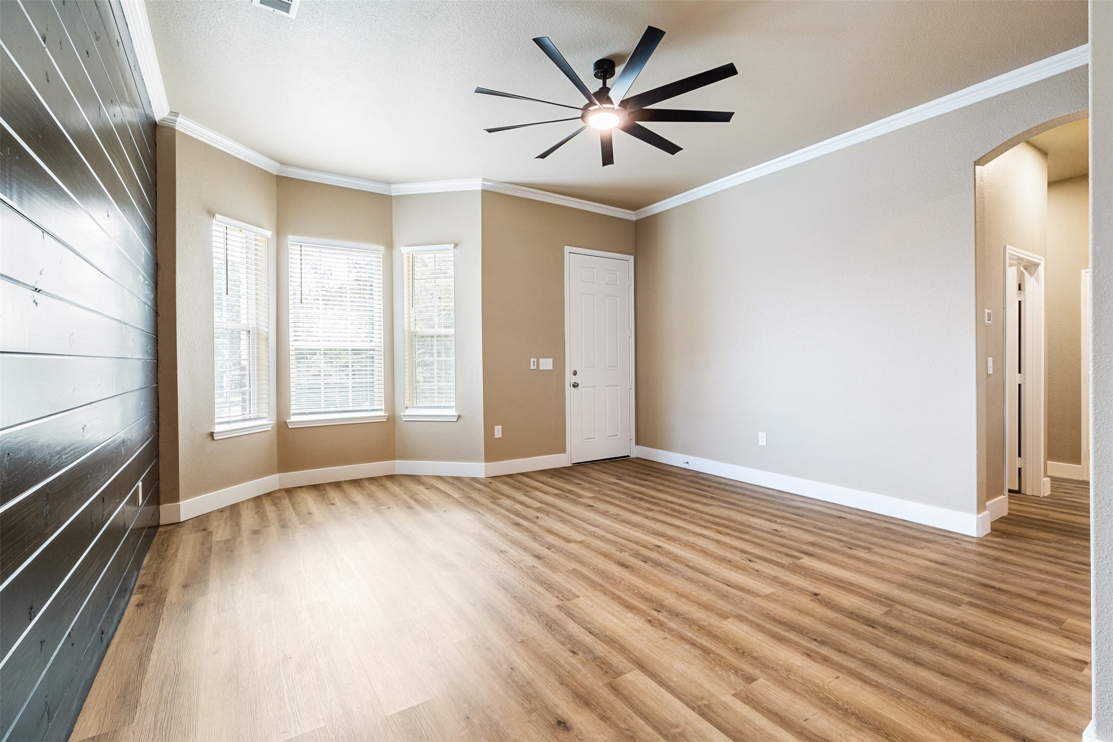 413 Henderson Street