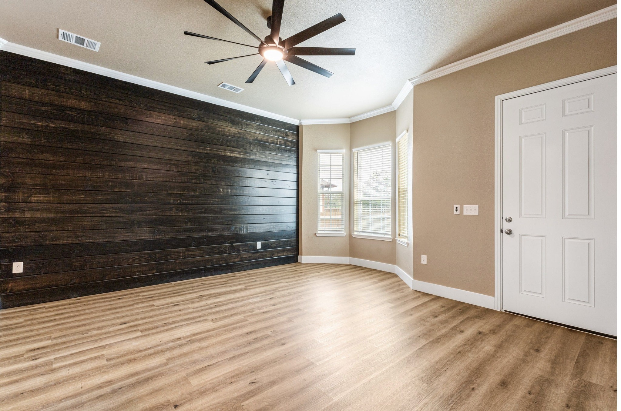 413 Henderson Street