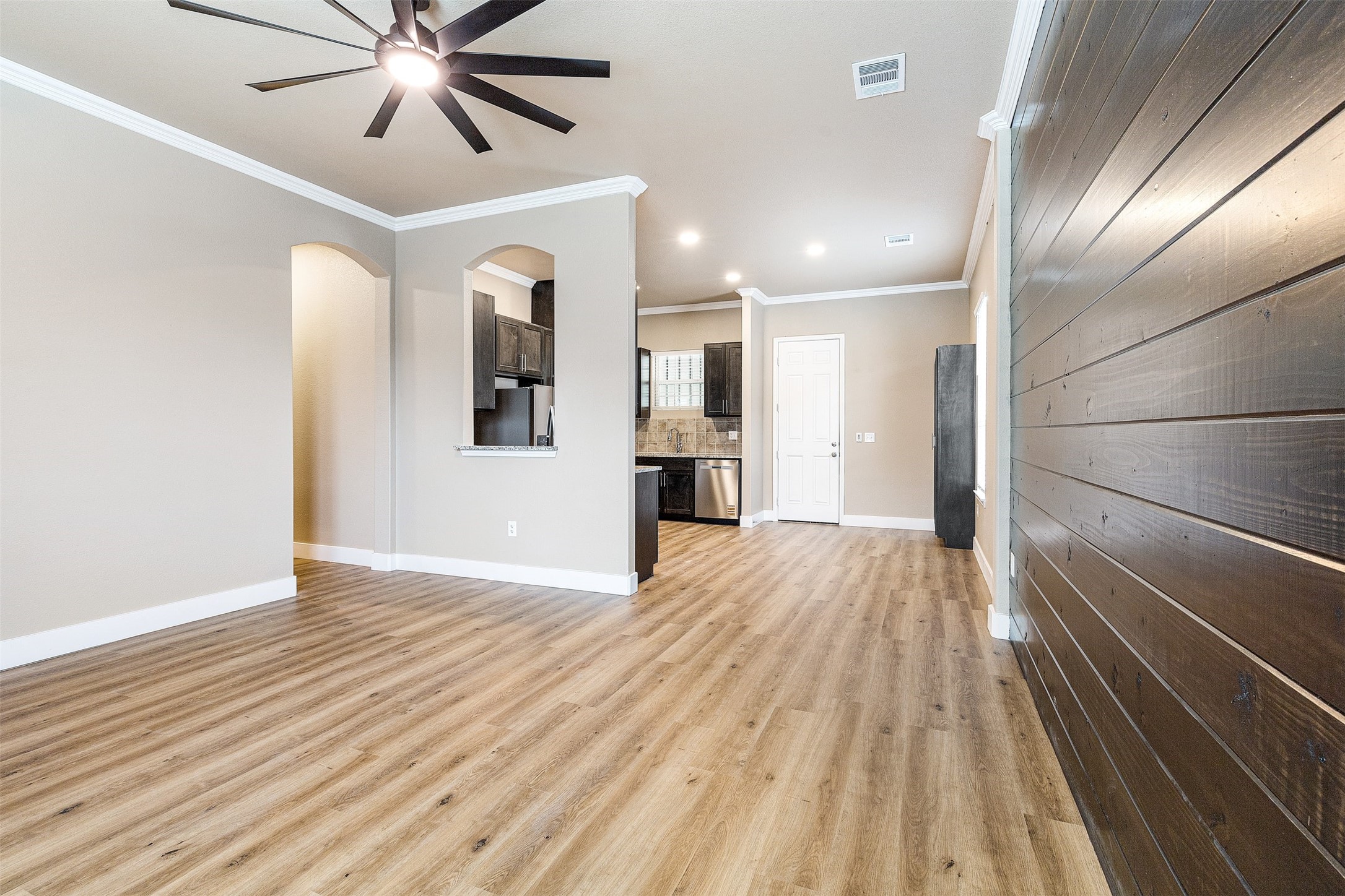 413 Henderson Street