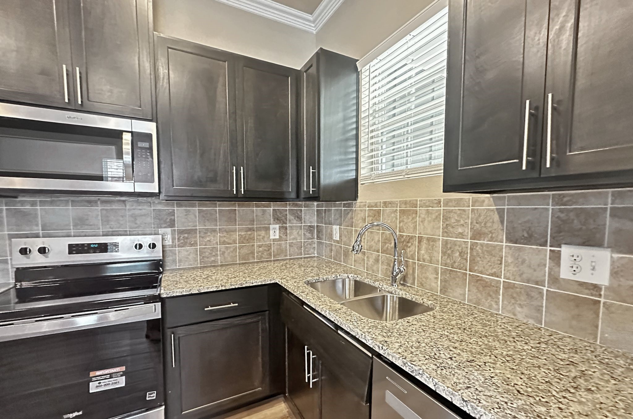 413 Henderson Street