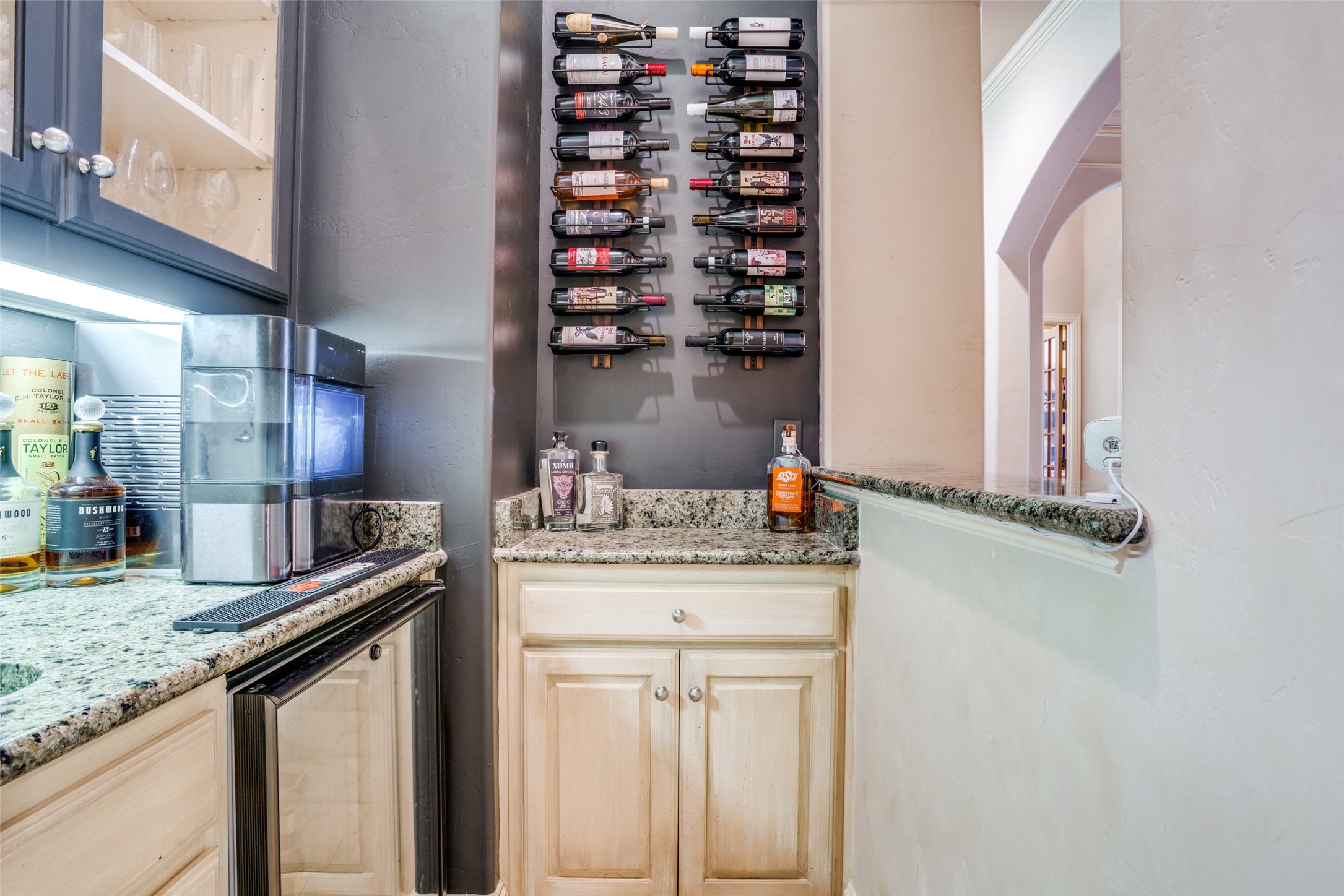 5902 Arrowhead Drive