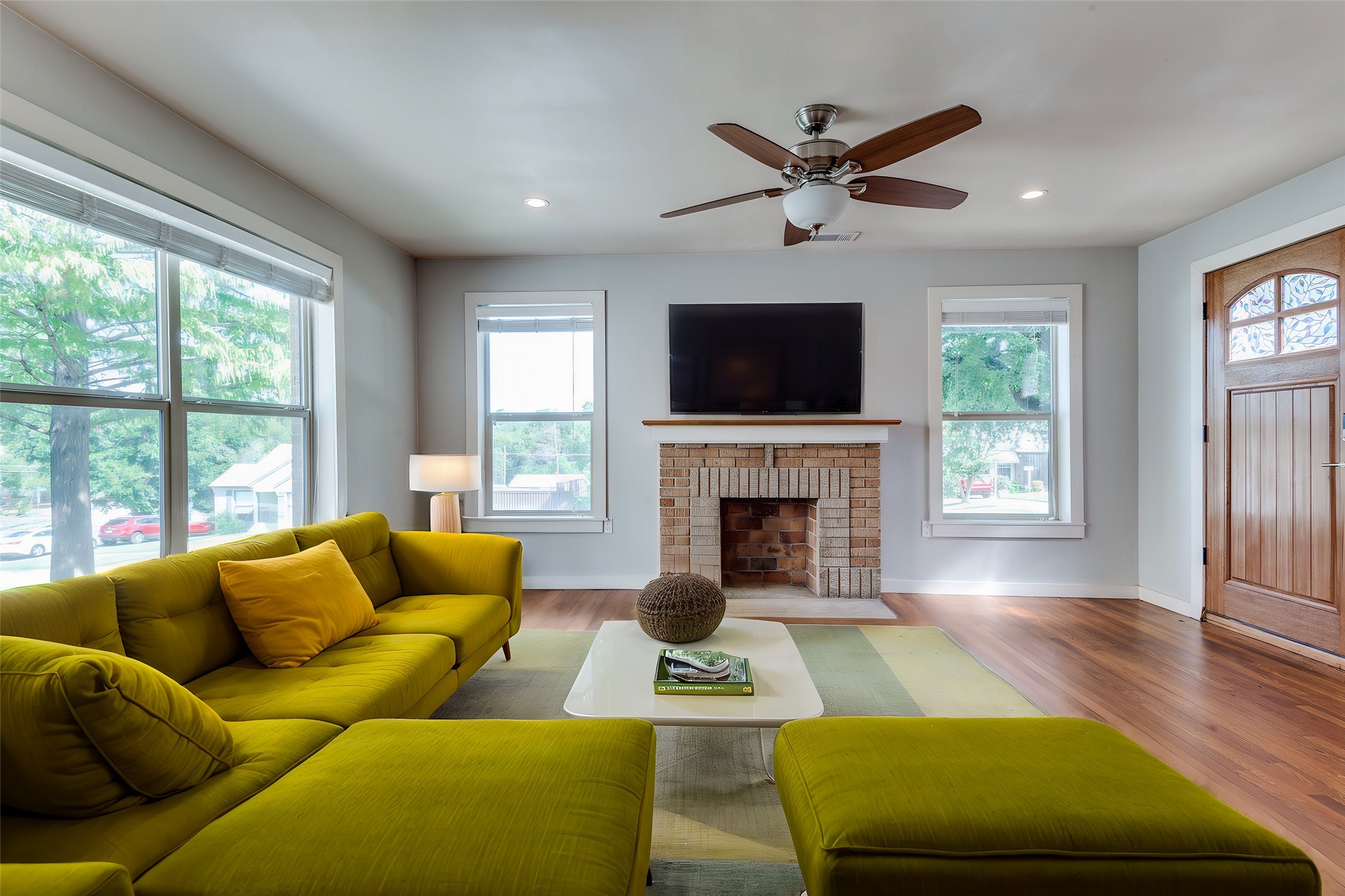 3334 Irwindell Boulevard