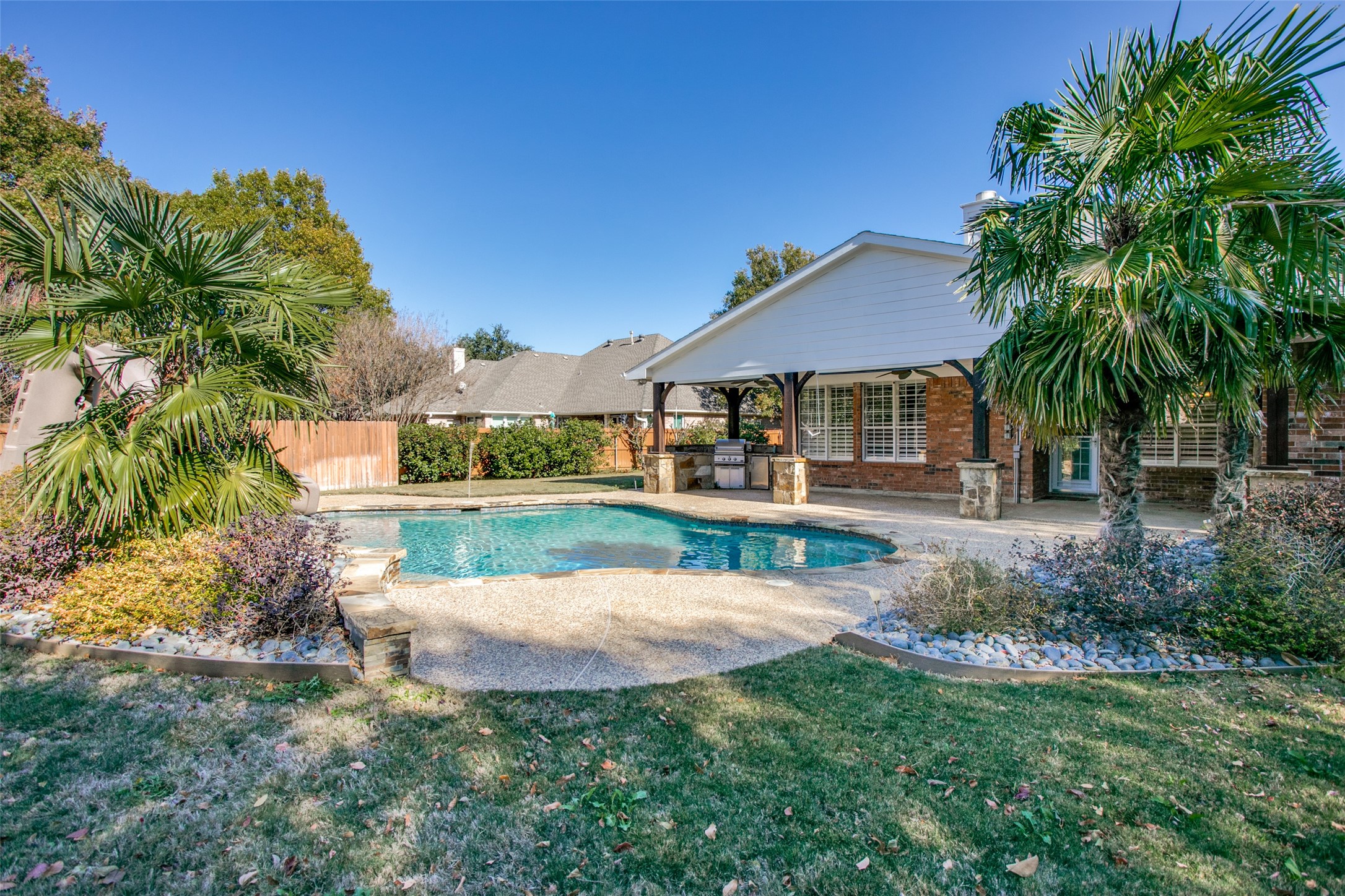 206 Lake Crest Drive