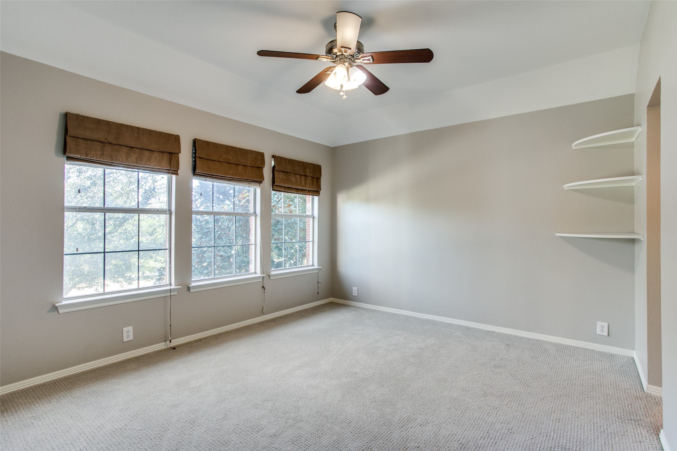 206 Lake Crest Drive